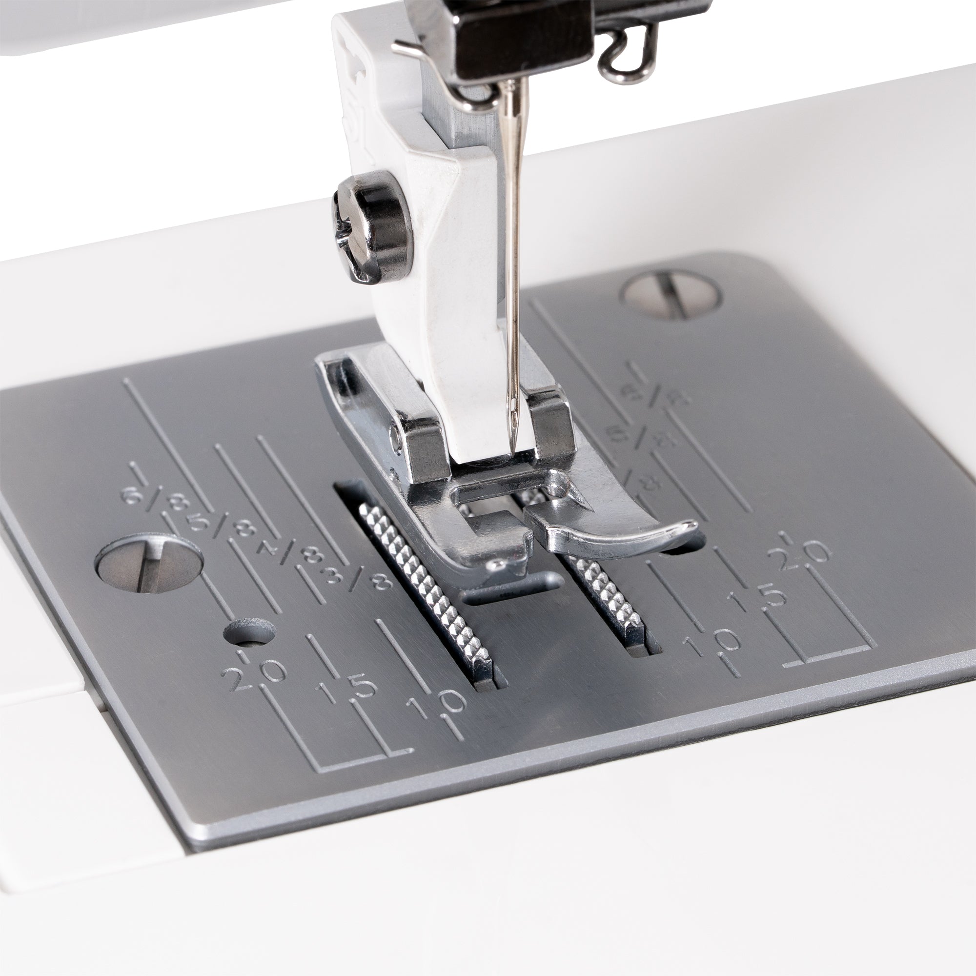 Janome Toile Romance Easy-to-Use 15-Stitch Sewing Machine Officially Licensed Bridgerton Collection