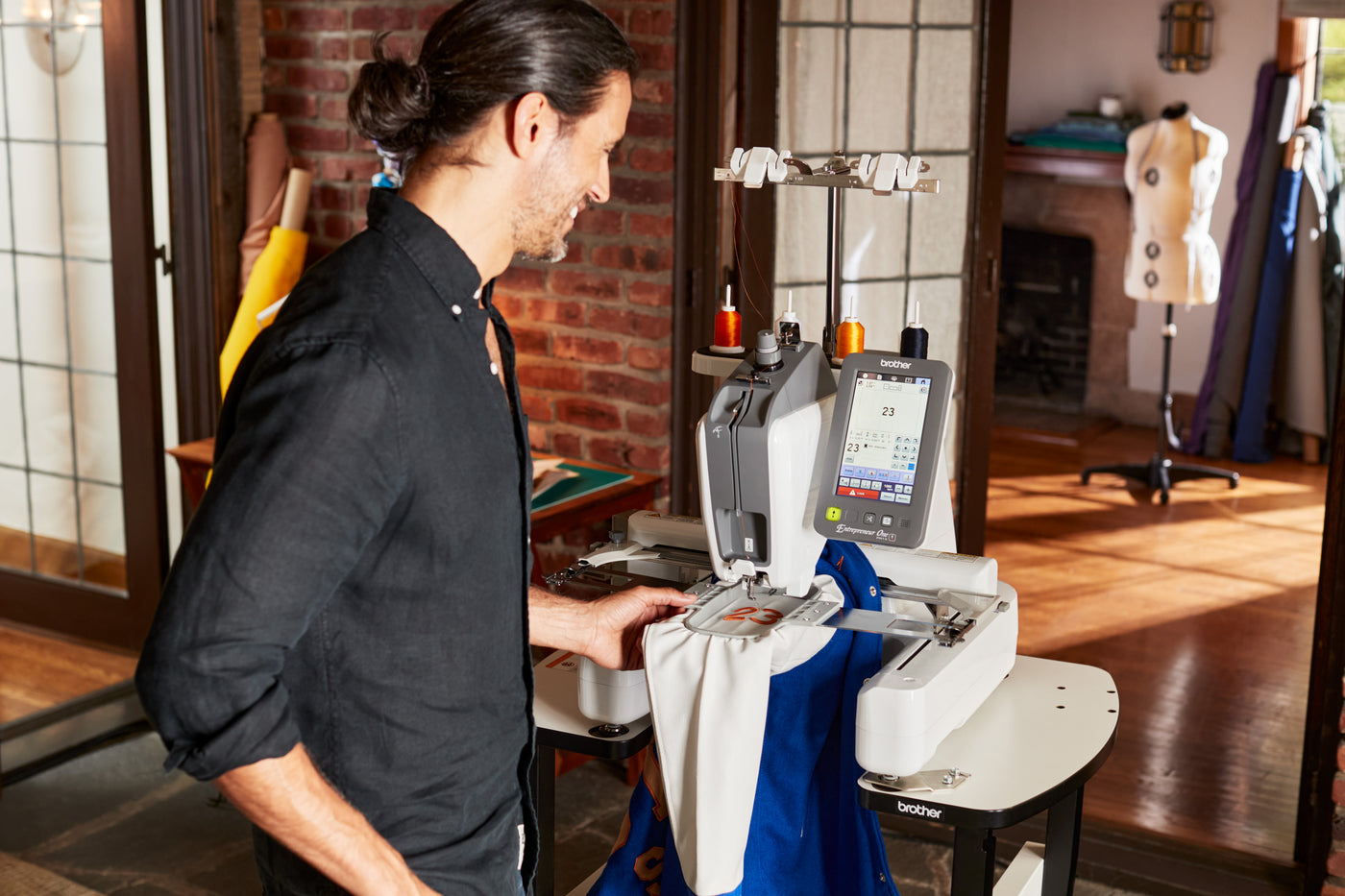 Brother PR1X Entrepreneur One Needle Embroidery Machine World Weidner