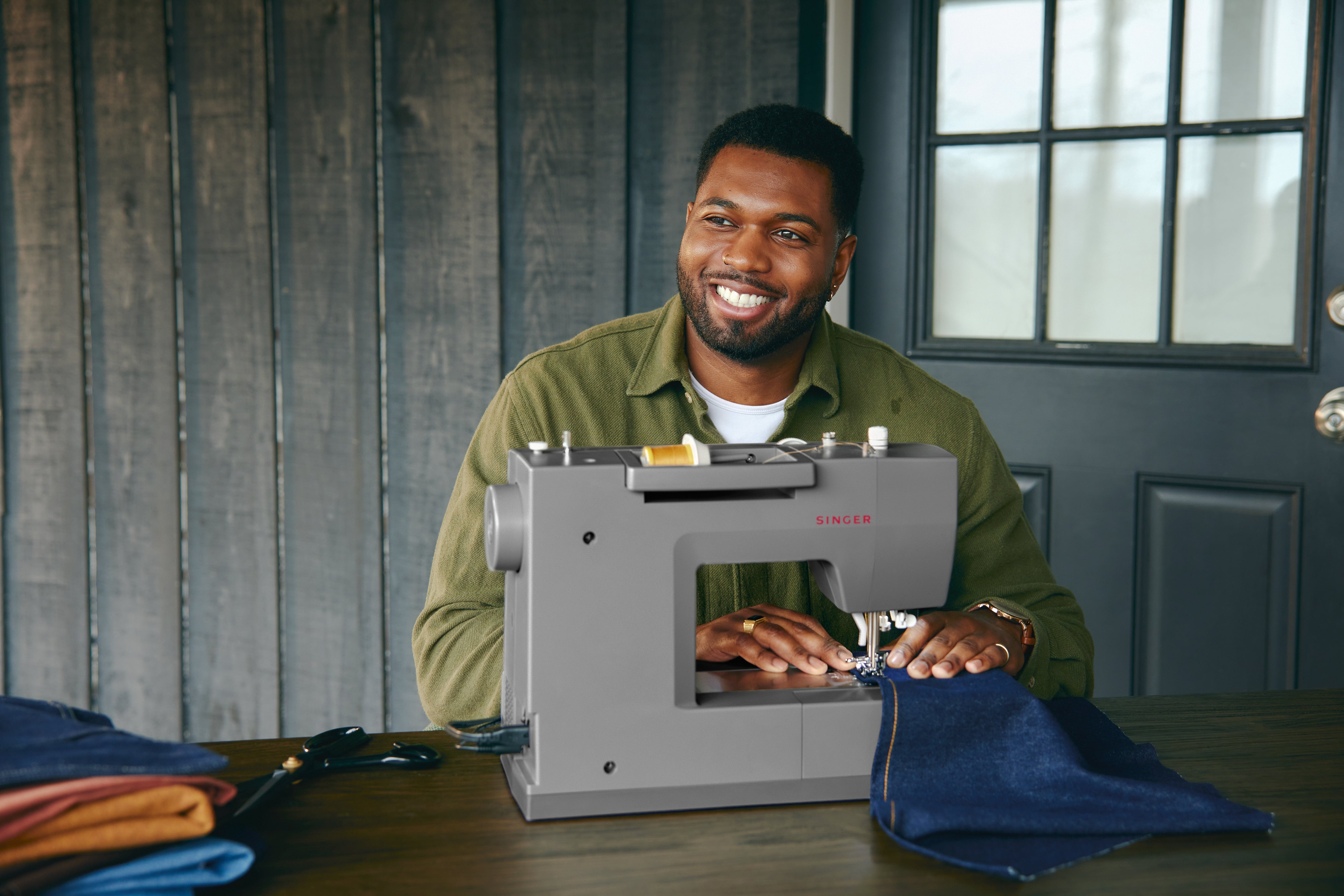 Singer 6800C Heavy Duty Sewing Machine