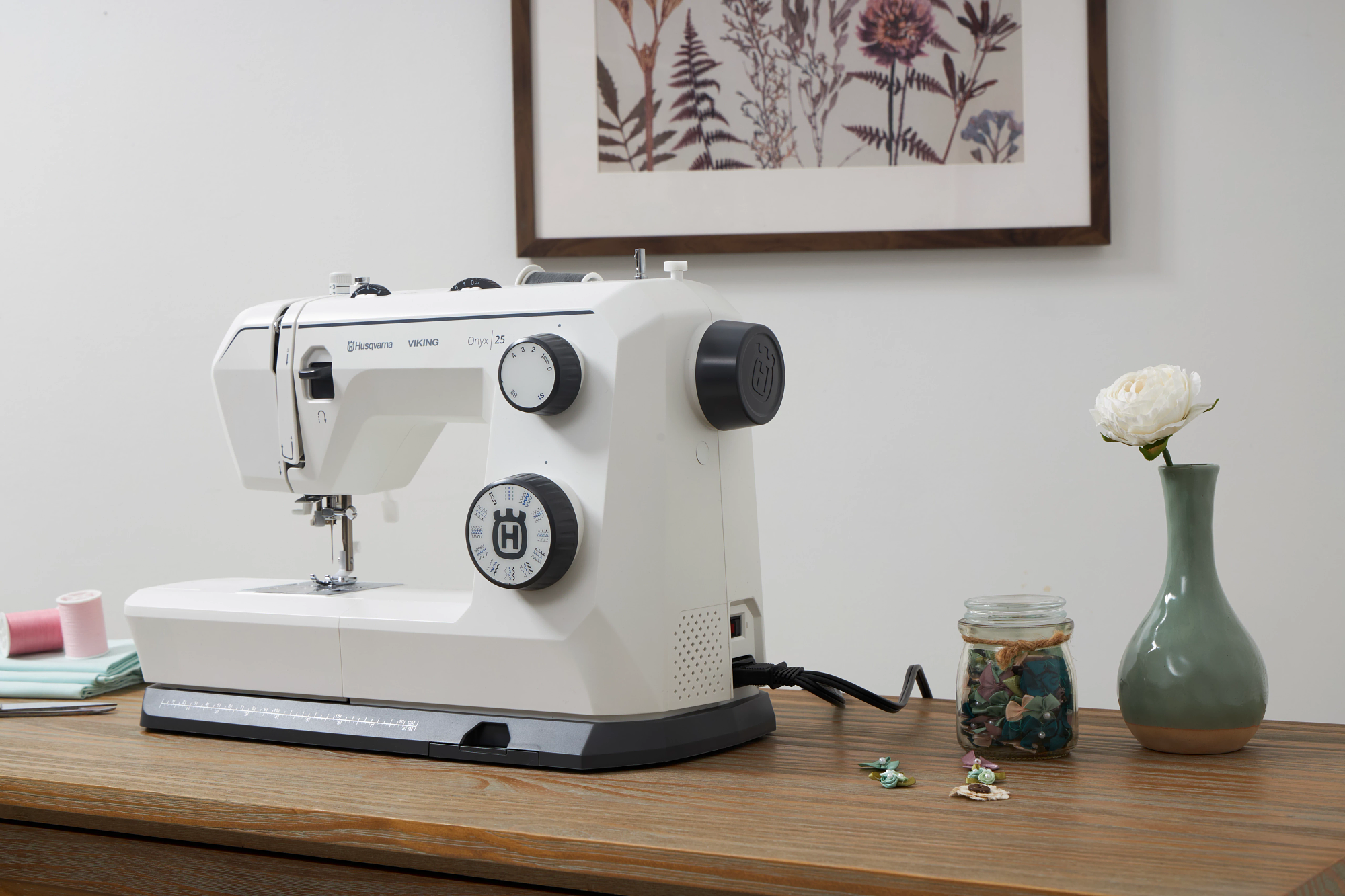 Husqvarna Viking Onyx 25 Sewing Machine for Sale at World Weidner