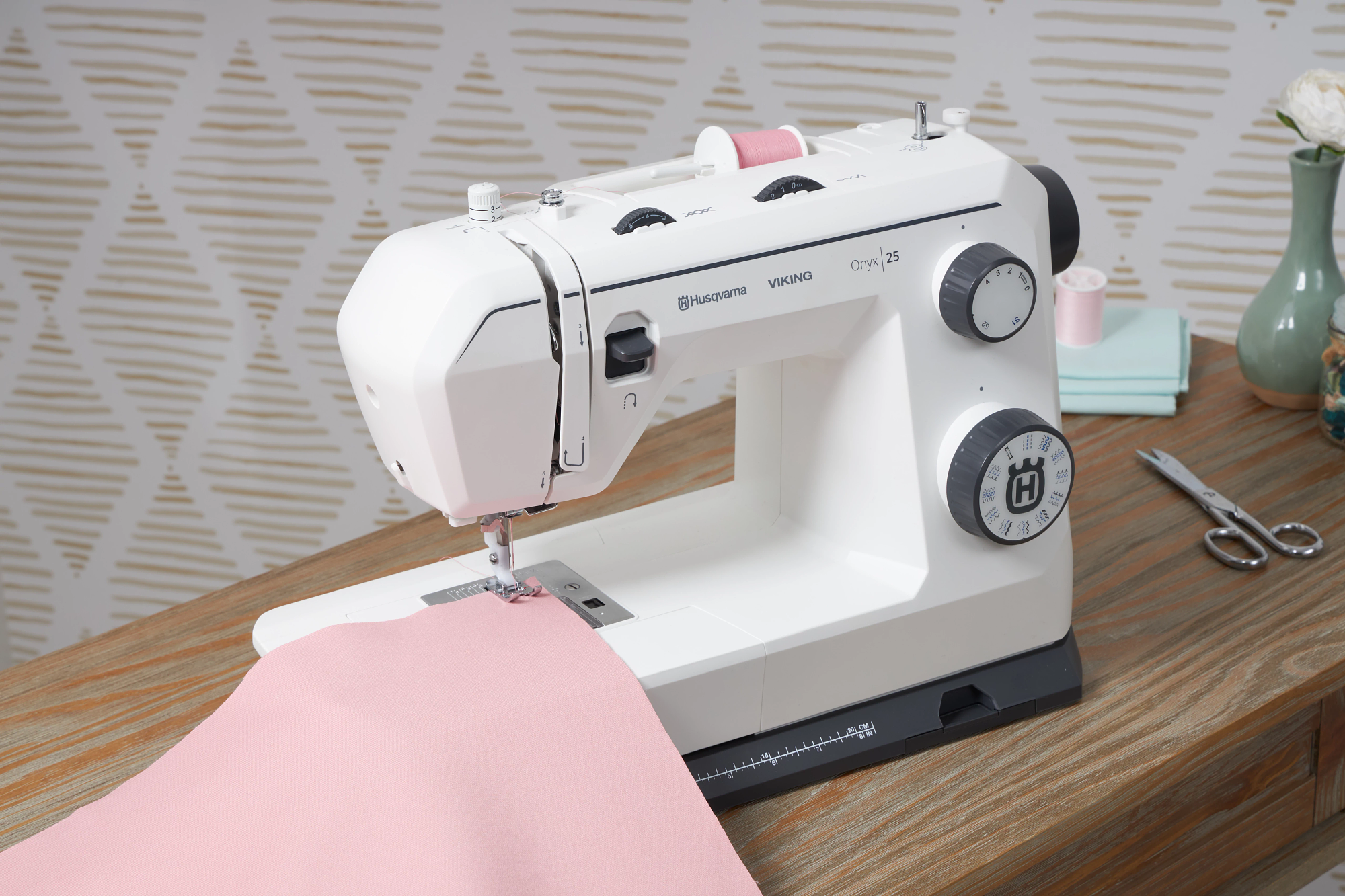 Husqvarna Viking Onyx 25 Sewing Machine for Sale at World Weidner