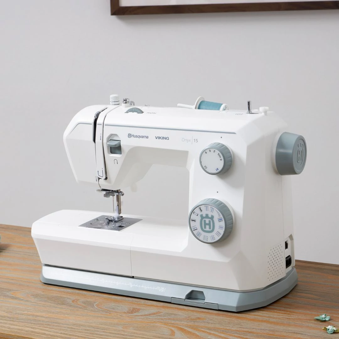 Husqvarna Viking Onyx 15 Mechanical Sewing Machine for Sale at World Weidner