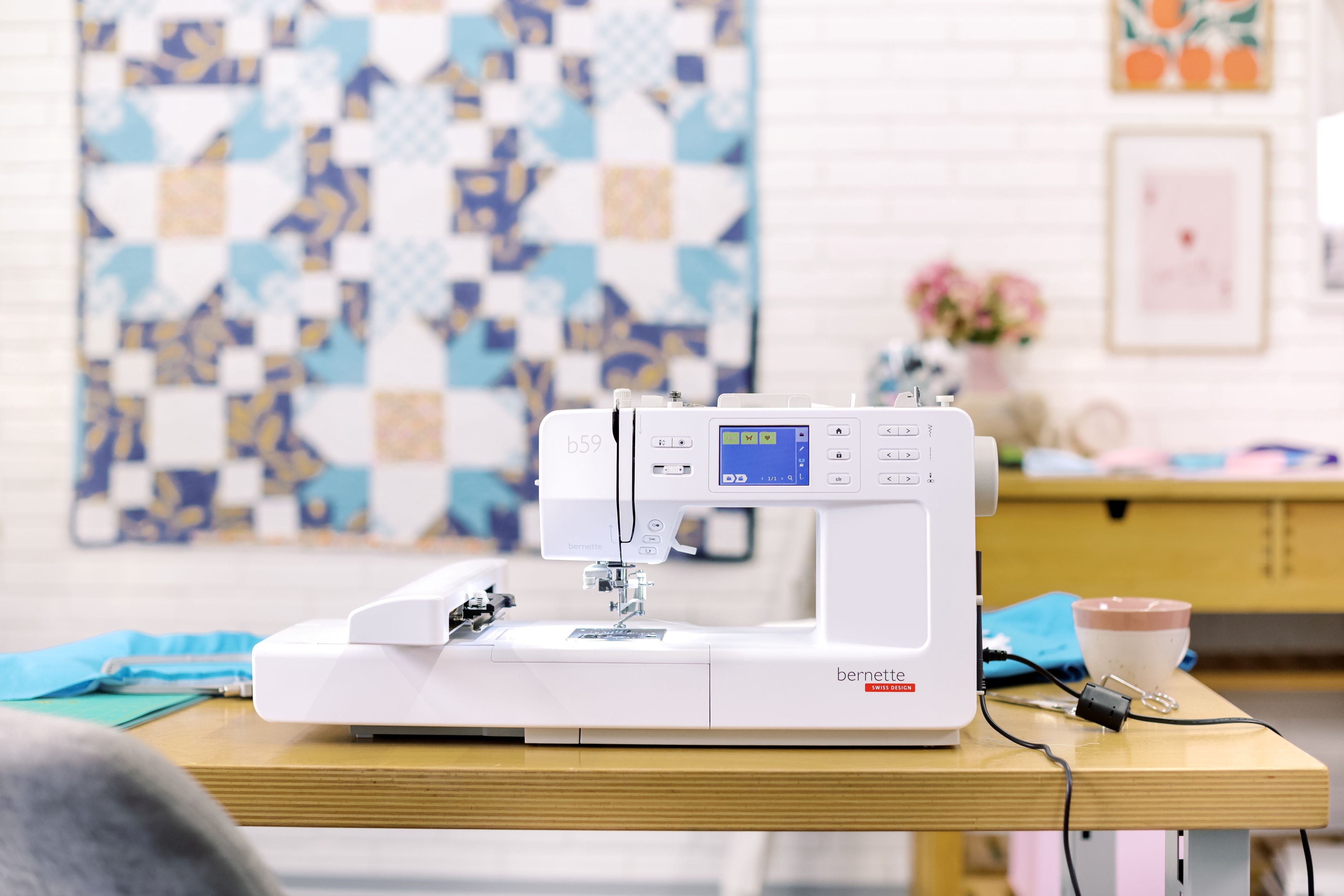 bernette b59 Sewing and Embroidery Machine