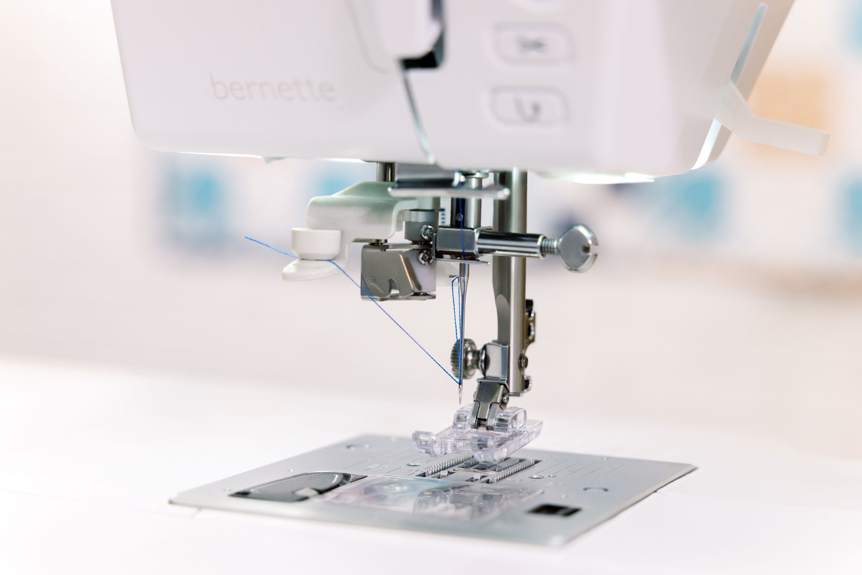 bernette b59 Sewing and Embroidery Machine