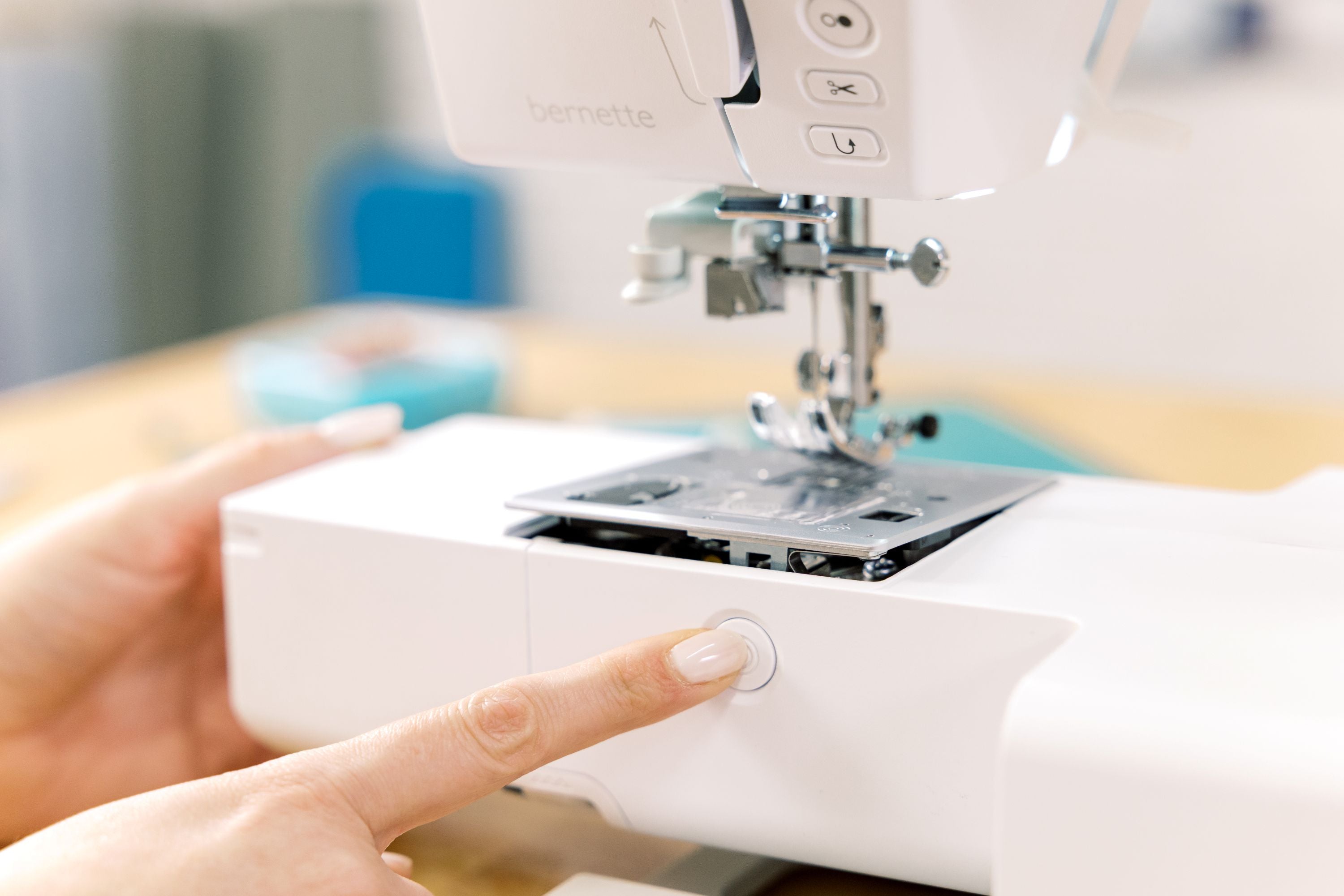 bernette b59 Sewing and Embroidery Machine
