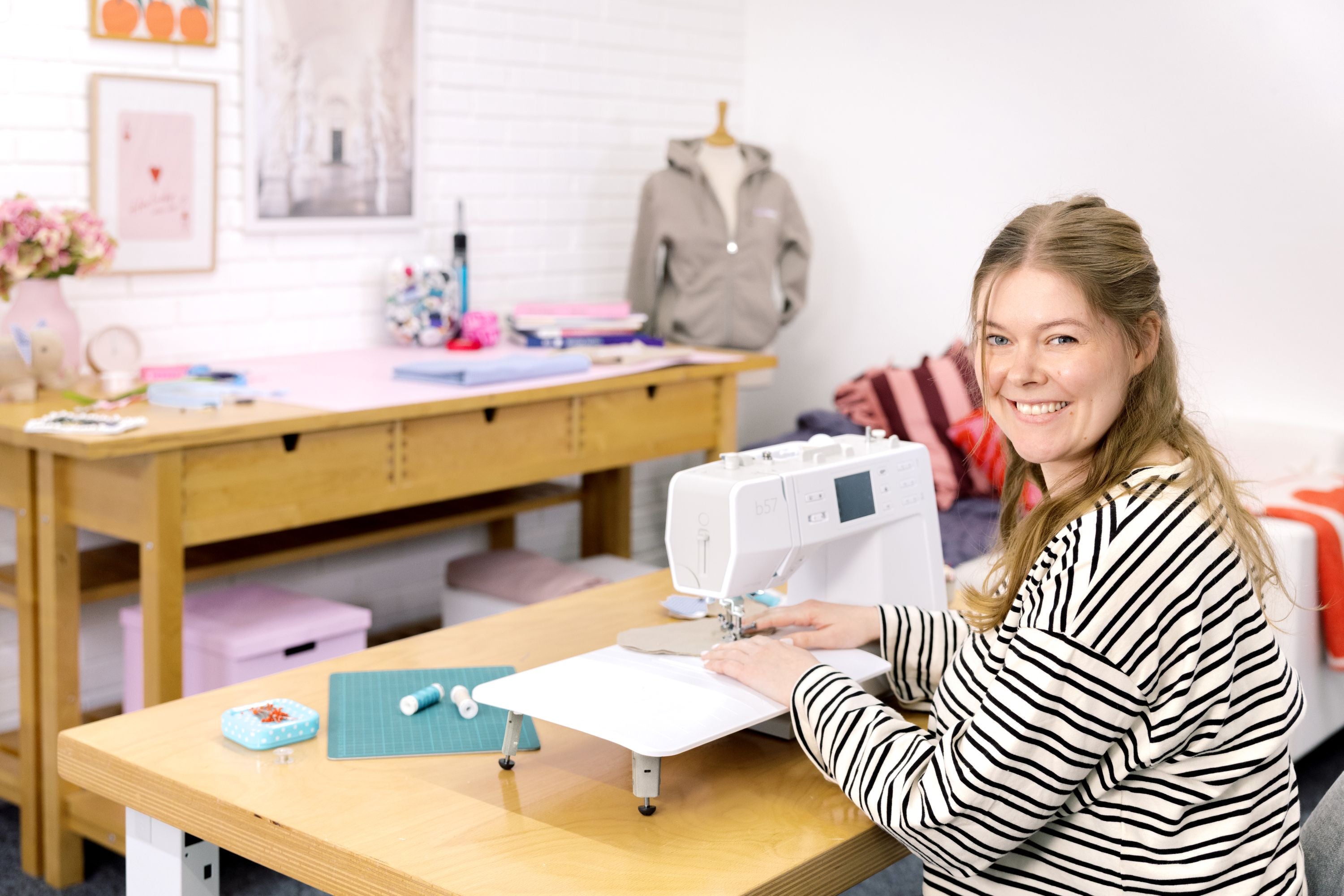 bernette b57 Sewing and Quilting Machine