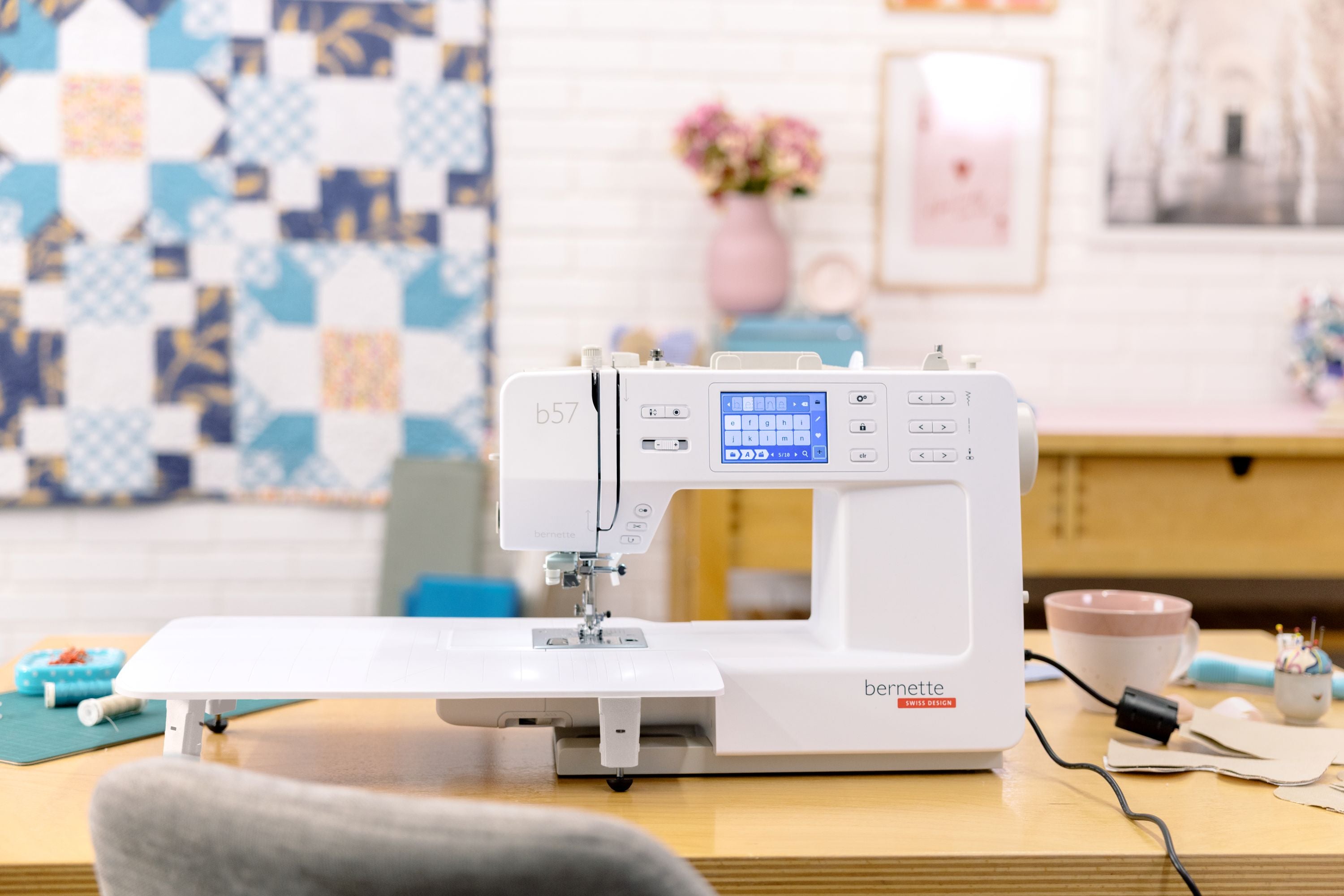 bernette b57 Sewing and Quilting Machine
