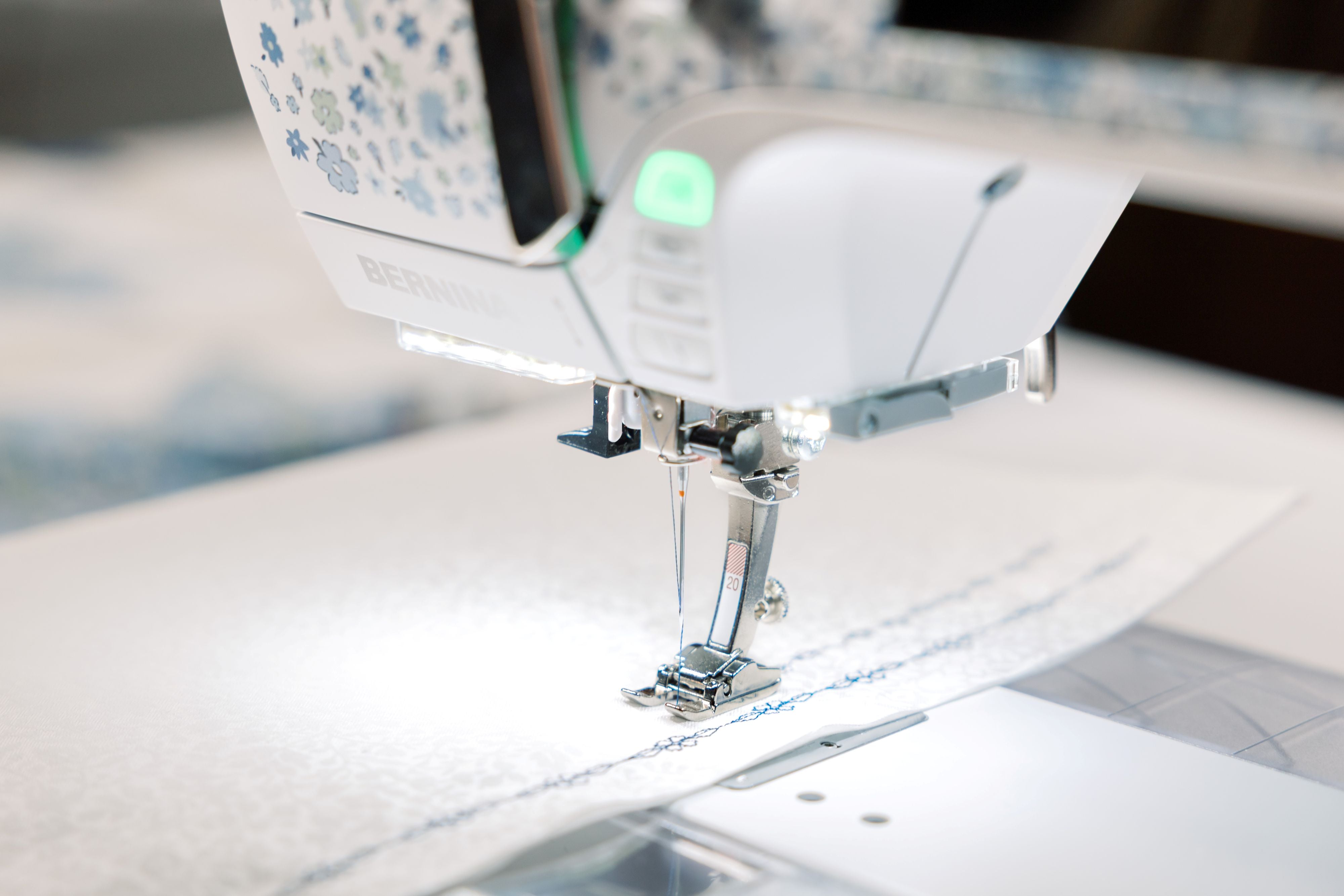 BERNINA B495 Liberty Edition Sewing Machine