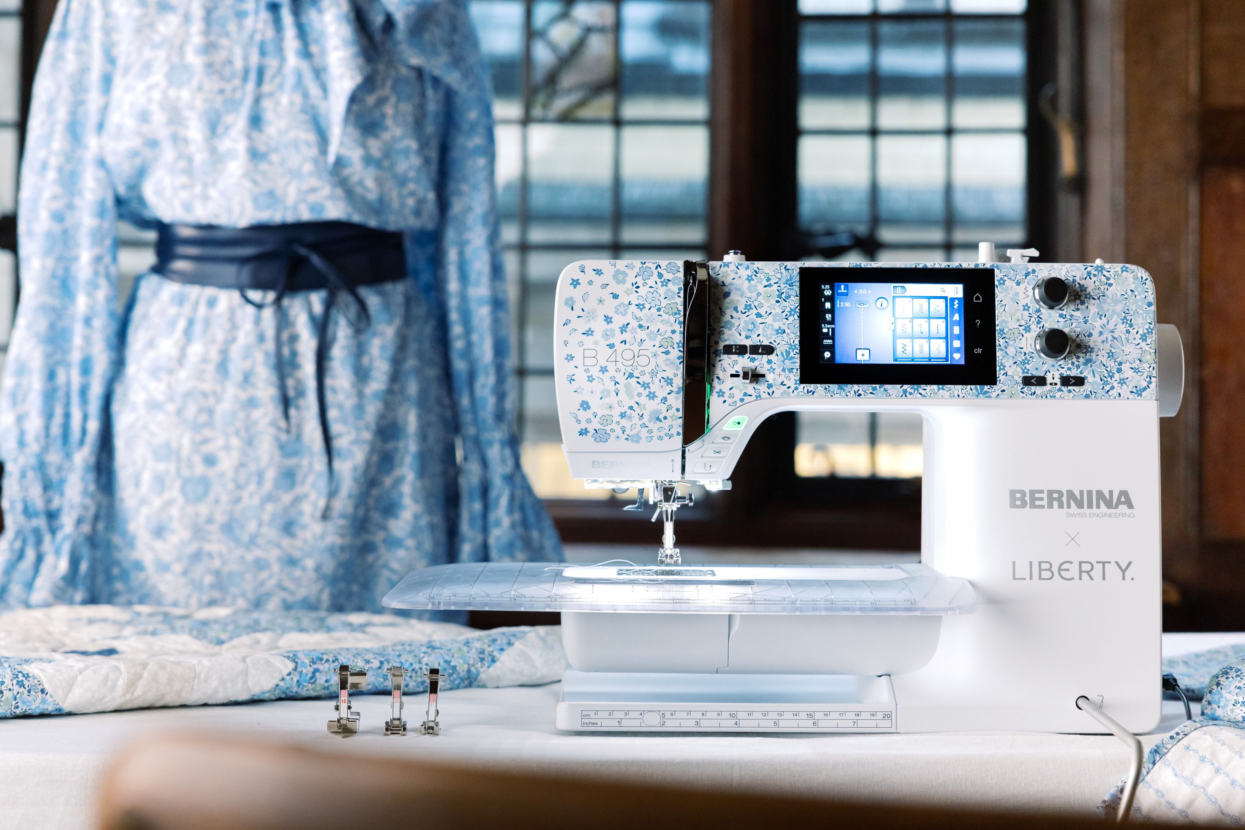 BERNINA B495 Liberty Edition Sewing Machine
