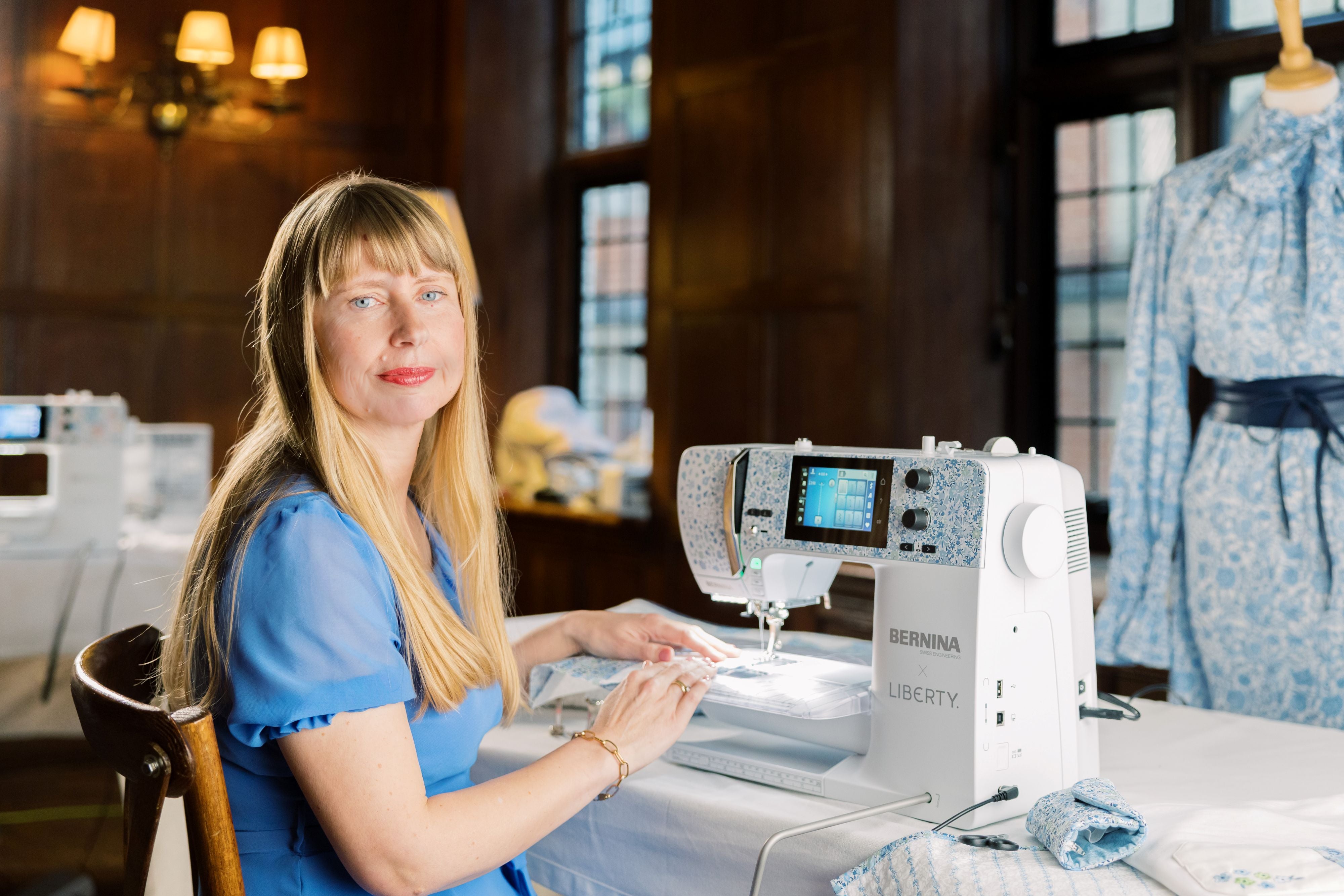 BERNINA B495 Liberty Edition Sewing Machine