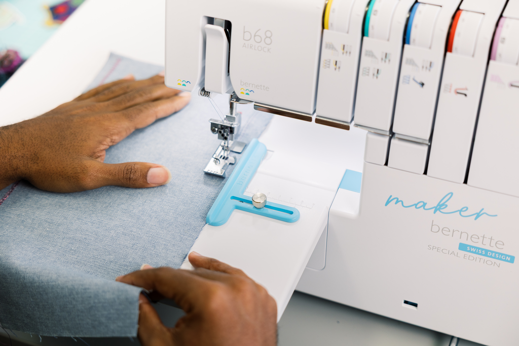 bernette Coverstitch Fabric Guide for b62/b68 502040.61.02