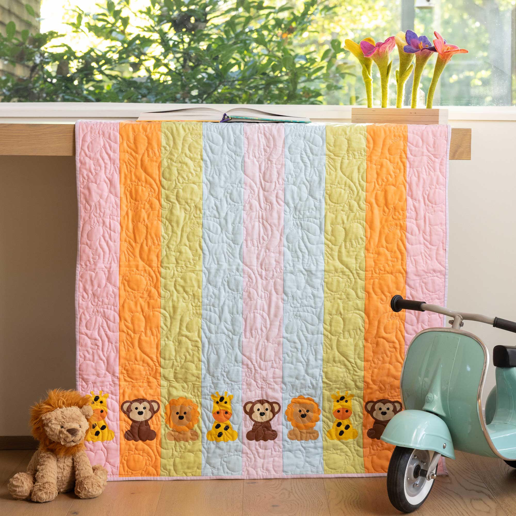 AccuQuilt GO! Baby Zoo Animals Die 55928 Going to the Zoo Baby Quilt Project