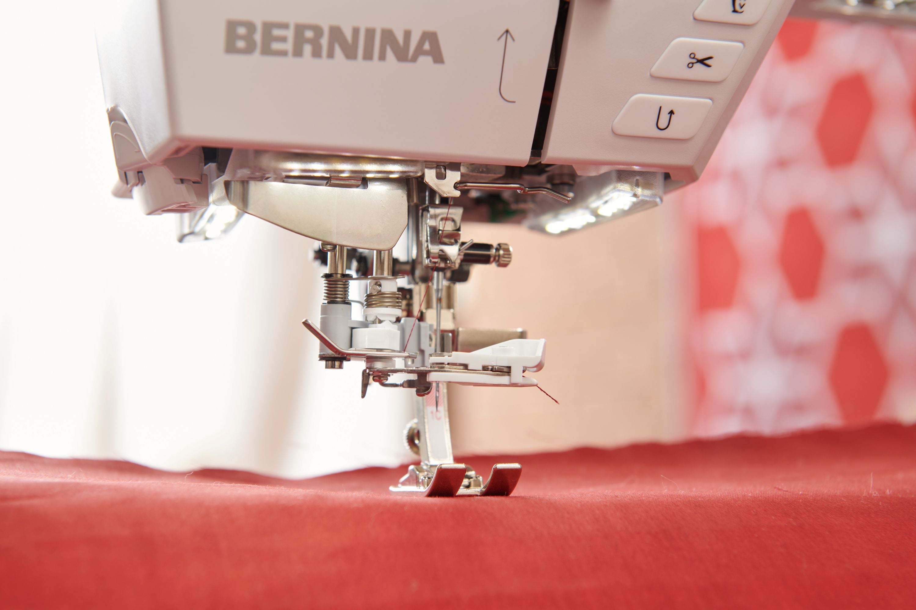 BERNINA 790 Ultra Sewing Embroidery and Quilting Machine