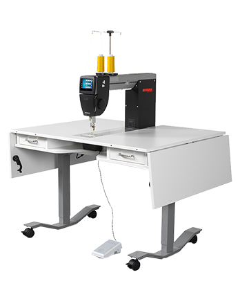 BERNINA Q20 Longarm Quilting Machine with Lift Table by Horn