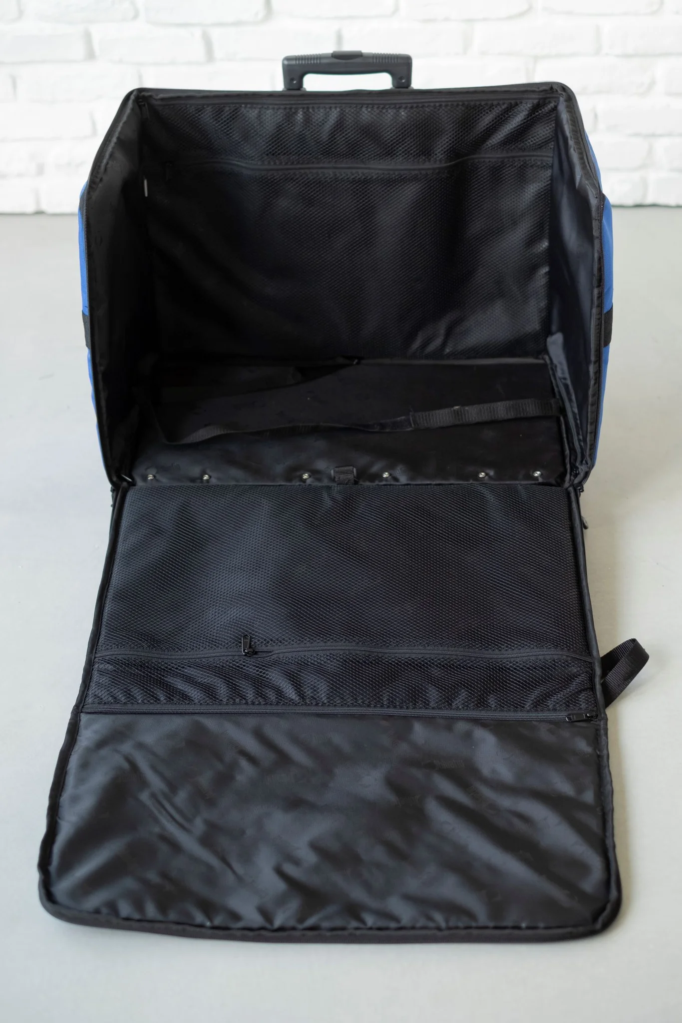 Bluefig 23" Wheeled Sewing Machine Carrier TB23 Cobalt