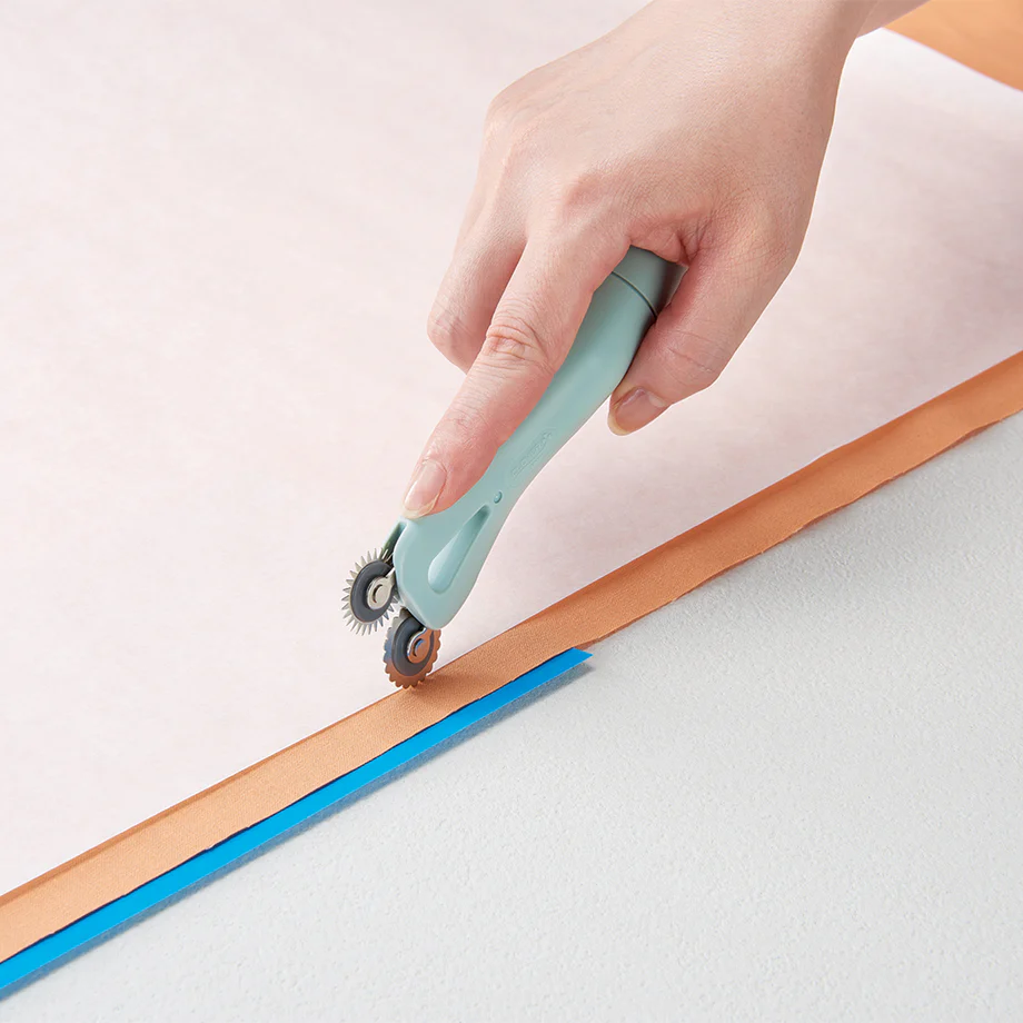 Clover Grip Fit Triple Tracing Wheel CL4870