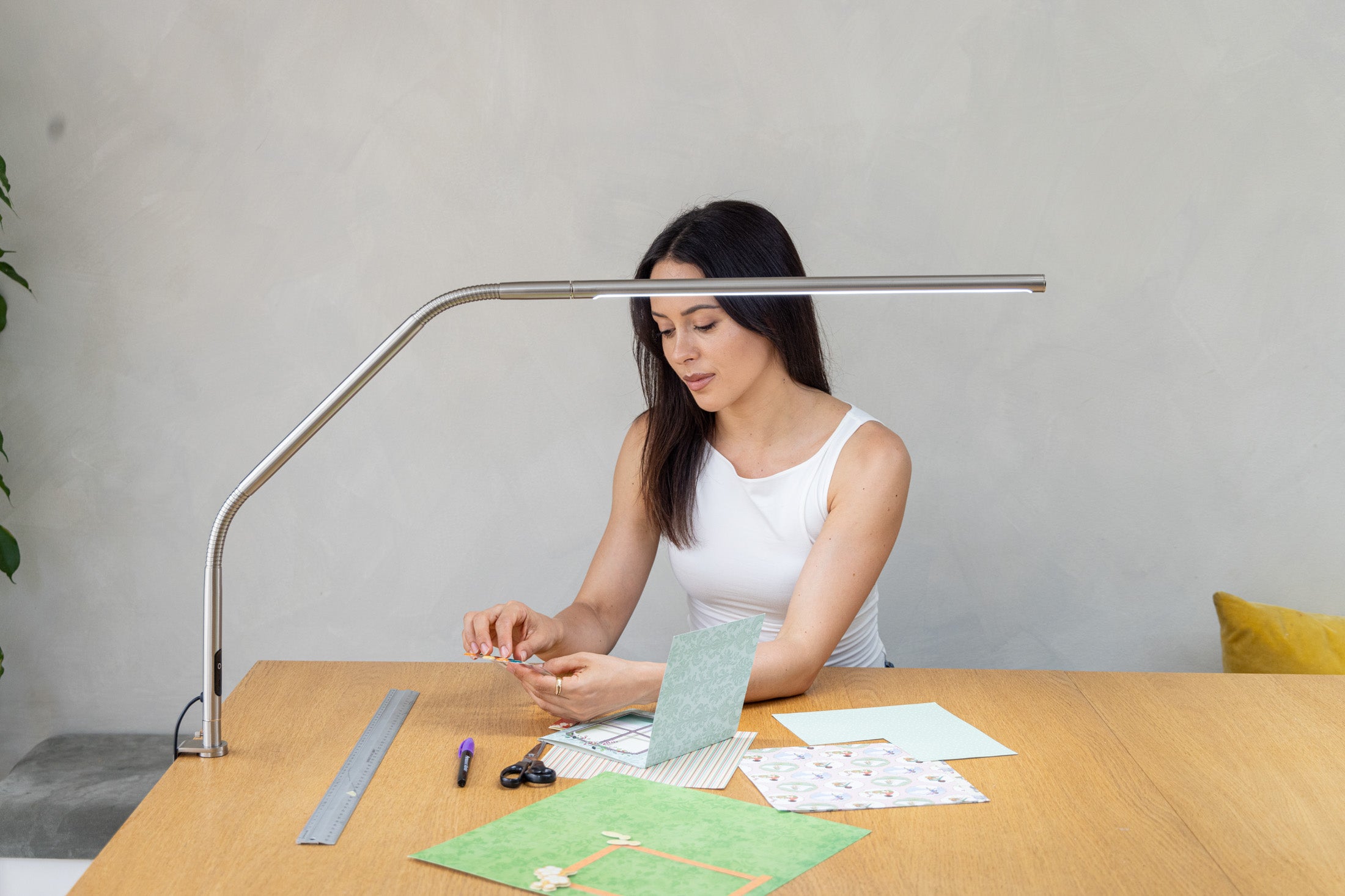 Daylight Slimline 4 LED Table Lamp Brushed Steel U35109