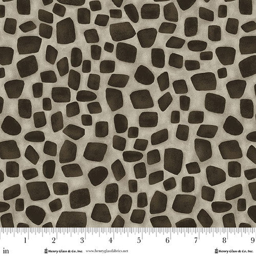 Fabric Henry Glass Beige Giraffe Skin Jungle Romp by the Quarter Yard 2102-49