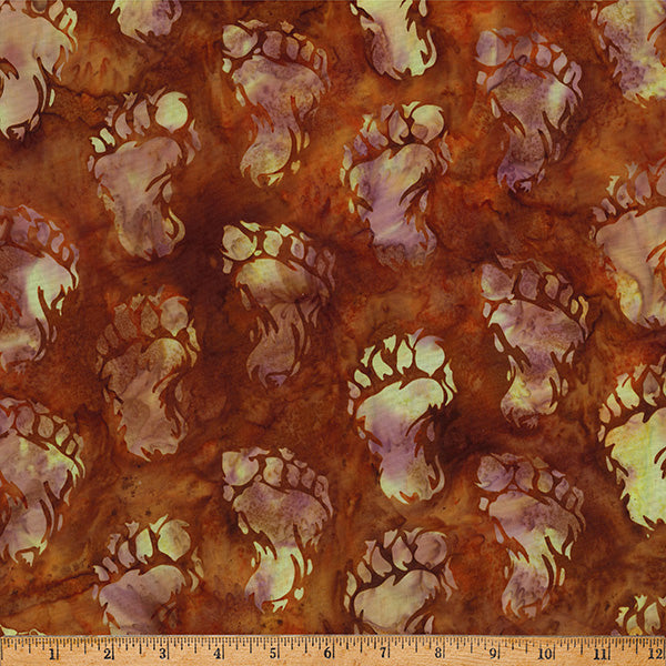 Fabric Hoffman Pecan Big Foot Footprint Big Foot Bali Batiks by the Quarter Yard X2642-573