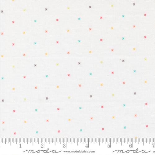Fabric Moda Off White Tiny Peel In the Garden by the Quarter Yard 29238-31