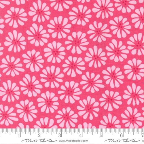 Fabric Moda Petunia Lazy Daisy Pick Me by the Quarter Yard 22491-13