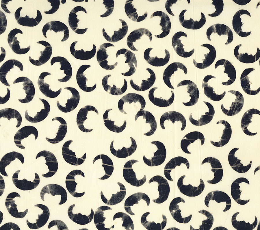 Fabric Northcott Cream Moon Happy Haunting Banyan Batiks by the Quarter Yard 83708-14