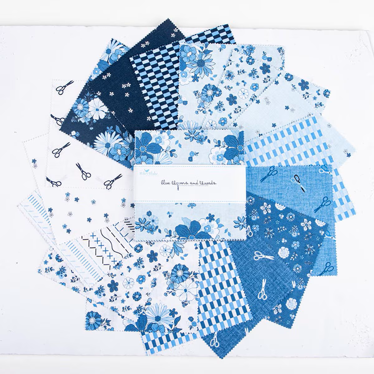Fabric Riley Blake Blue Blooms and Threads 5" Stackers 5-17120-42