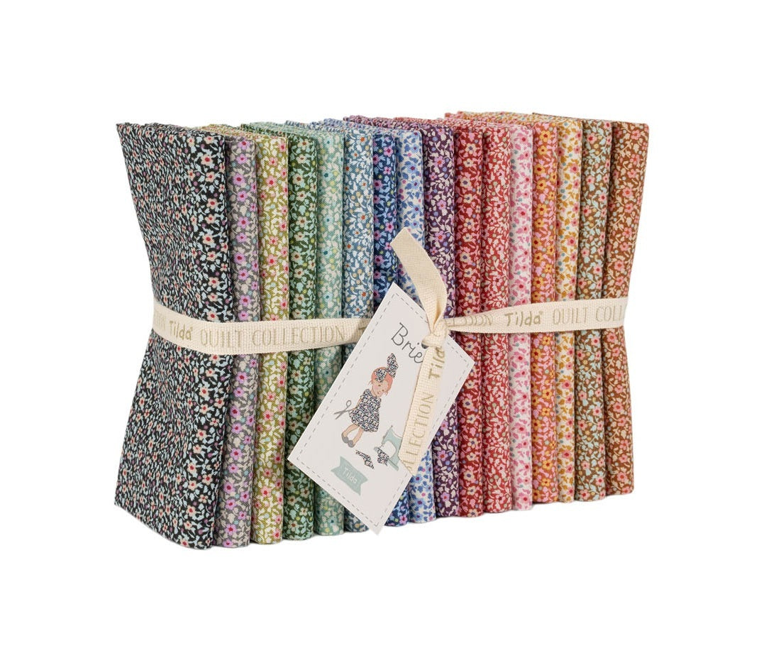 Fabric Tilda Brie 16pc Fat Quarter Bundle TIL300272