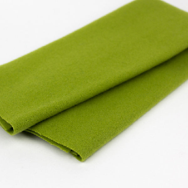 Fabric Wonderfil Sue Spargo Australian Merino Wool Fat Eighth Cut