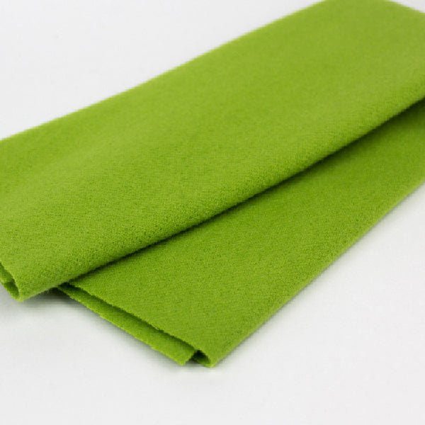 Fabric Wonderfil Sue Spargo Australian Merino Wool Fat Eighth Cut