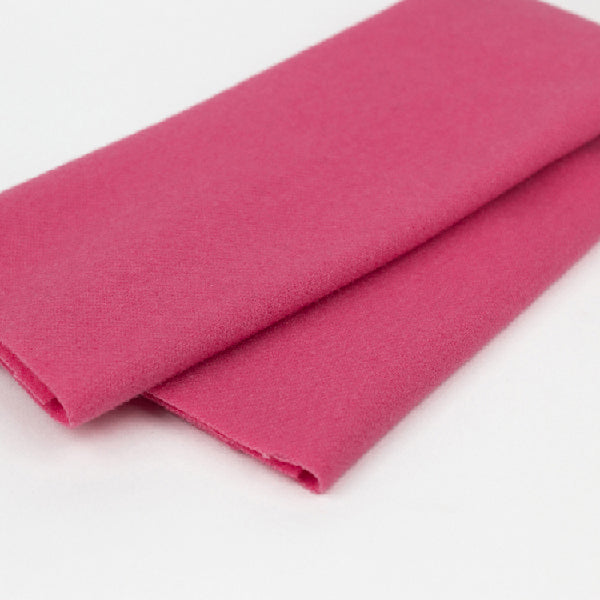 Fabric Wonderfil Sue Spargo Australian Merino Wool Fat Eighth Cut