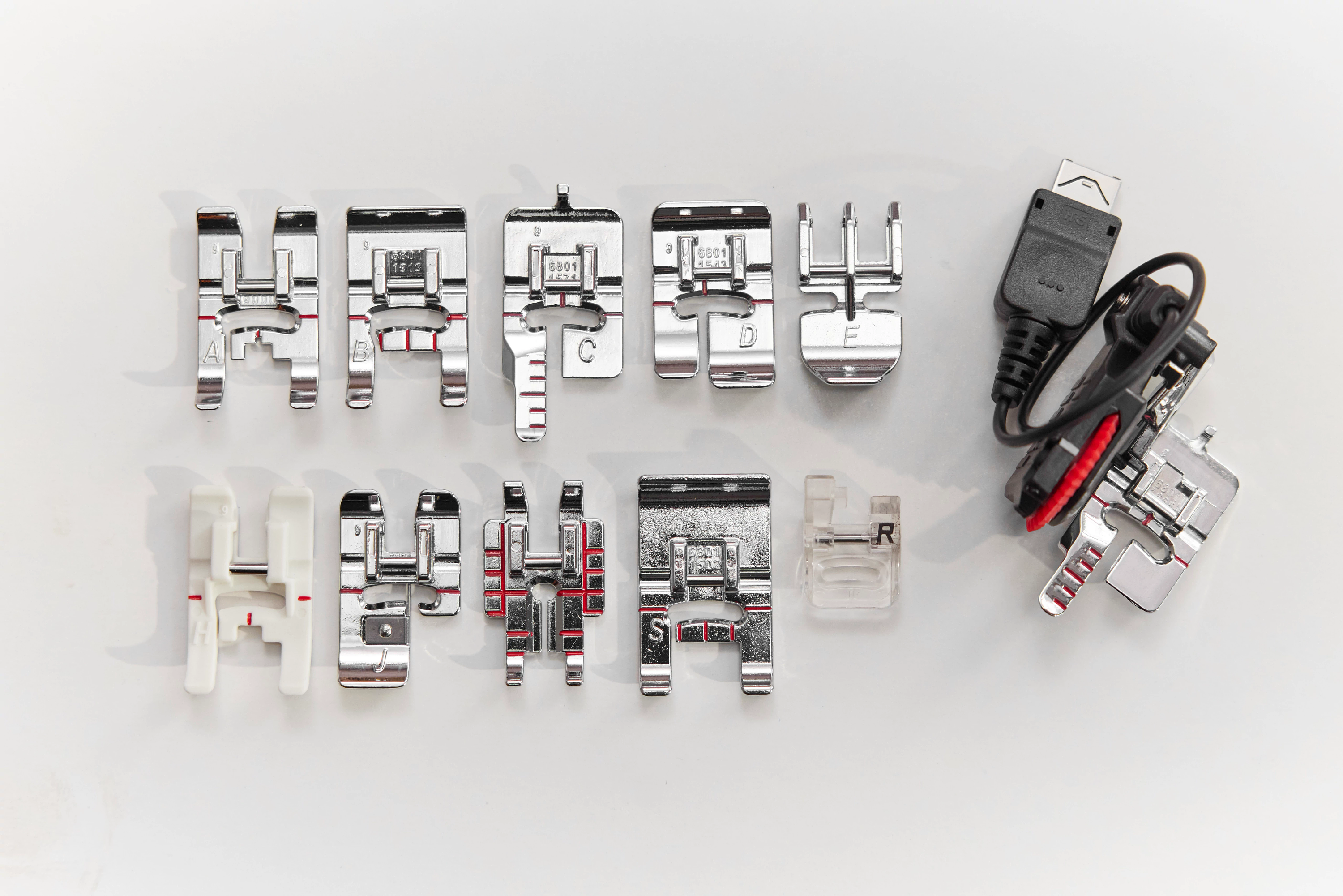 Husqvarna Viking Epic Quilt 97 Sewing Machine with Holiday Gift Package