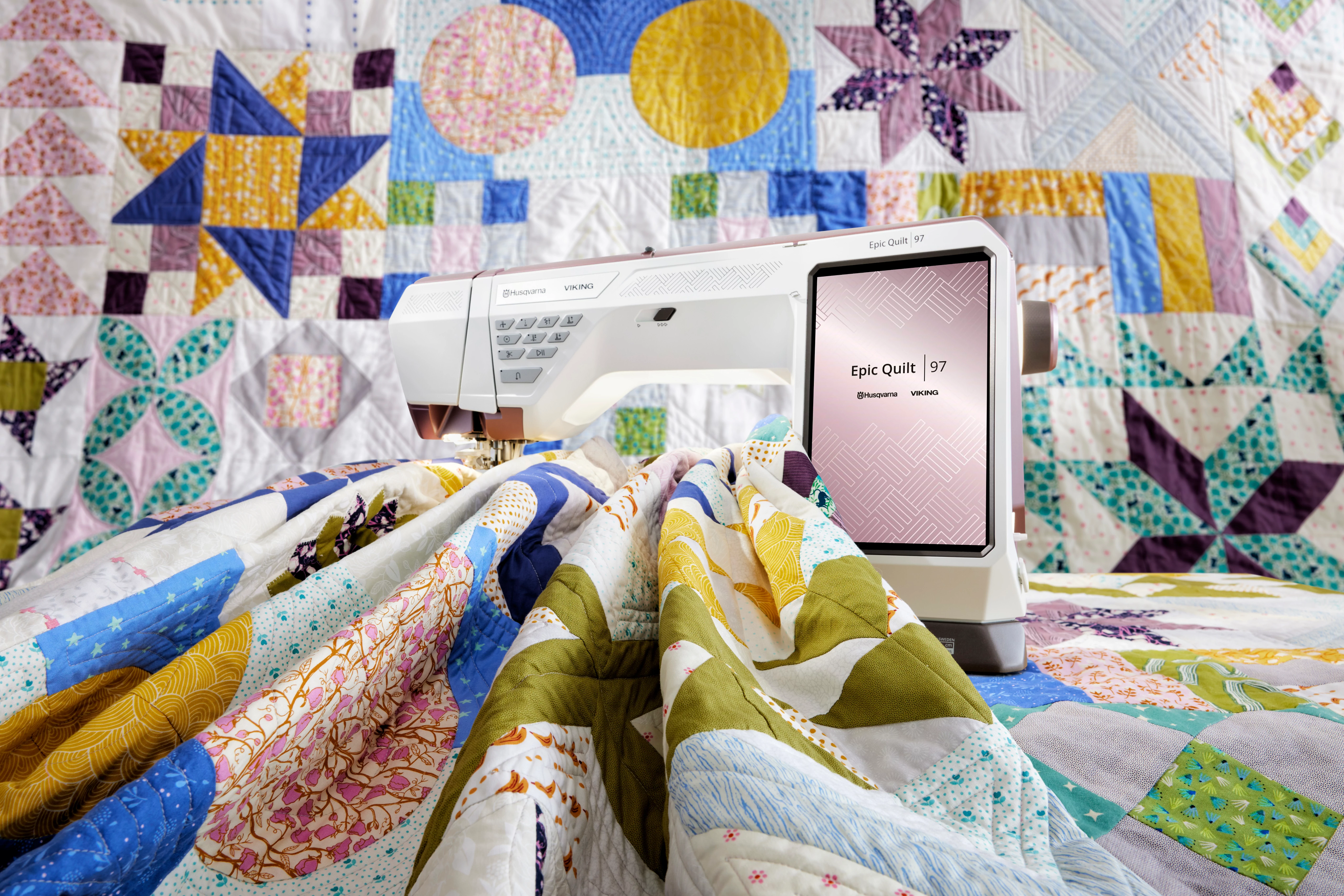 Husqvarna Viking Epic Quilt 97 Sewing Machine with Holiday Gift Package