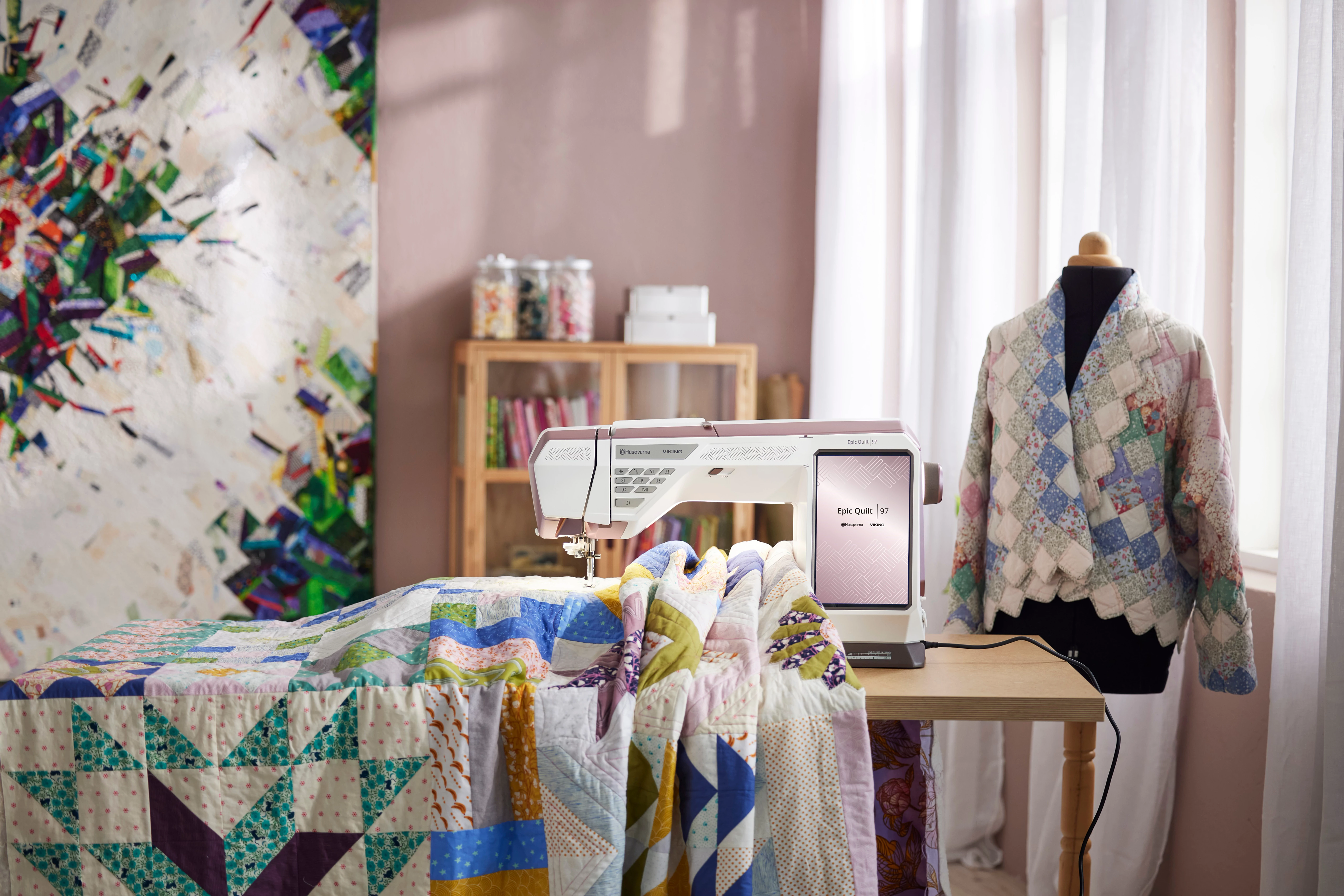 Husqvarna Viking Epic Quilt 97 Sewing Machine with Holiday Gift Package