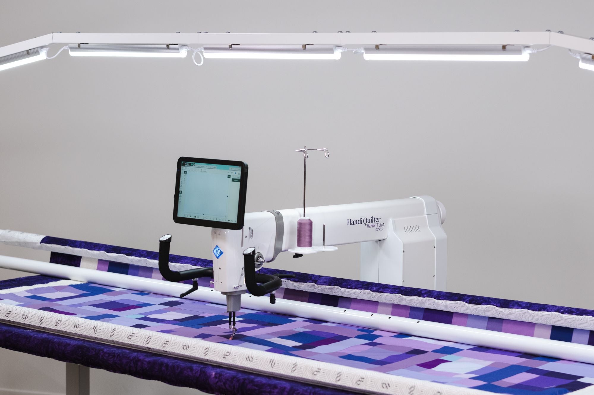 Handi Quilter Infinity 28" Longarm Quilting Machine with Pro-Stitcher Premium