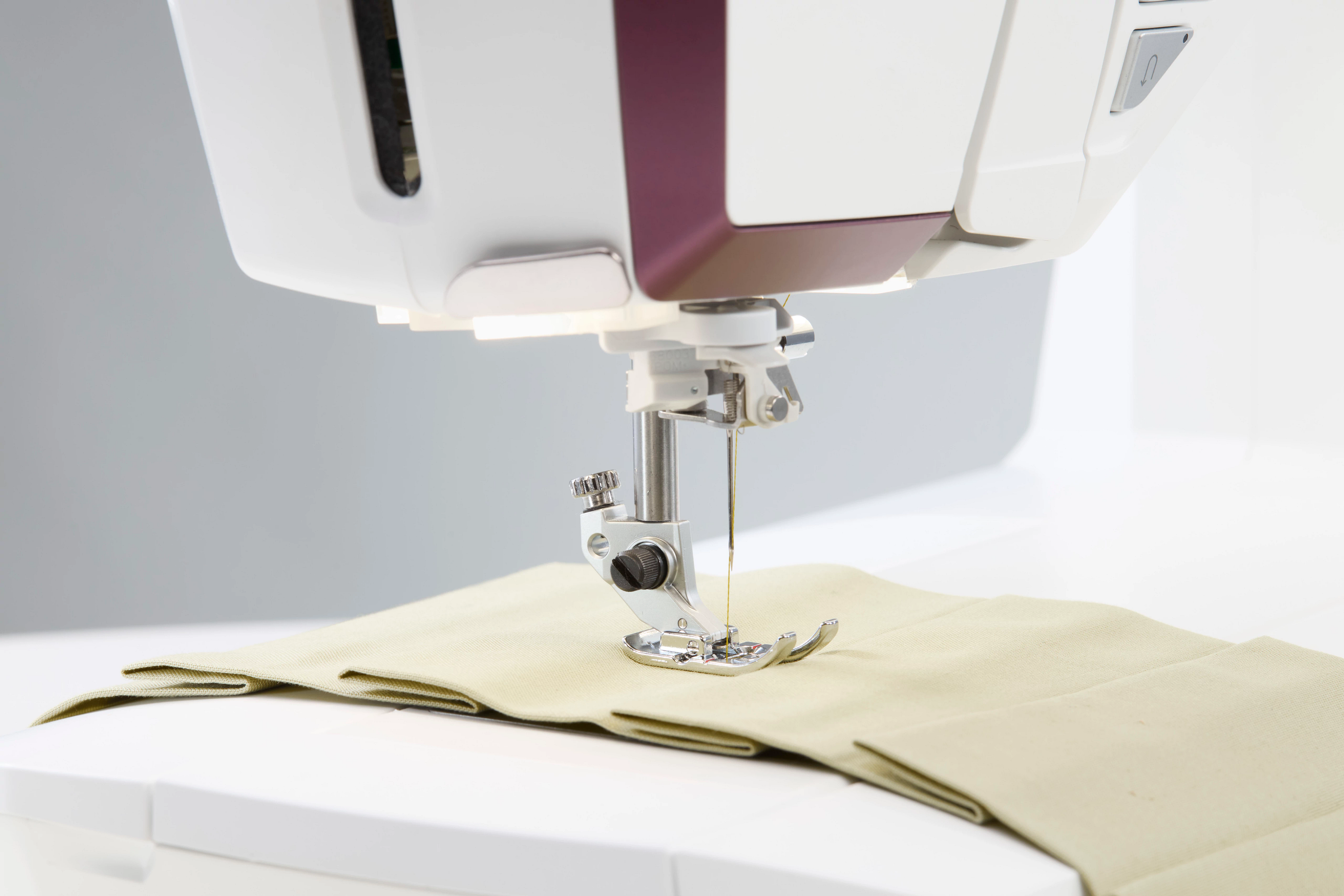 Husqvarna Viking Designer Topaz 65 Sewing and Embroidery Machine