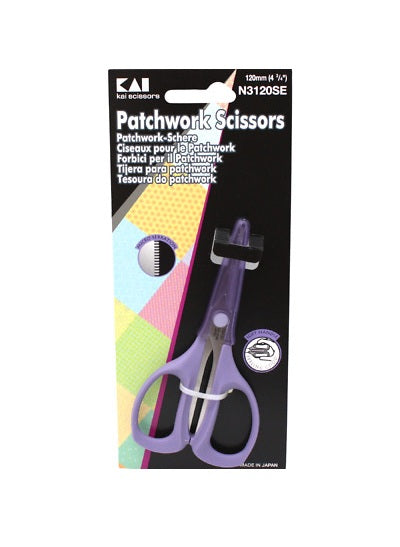 Kai 4.5" Serrated Patchwork Scissors N3120SE