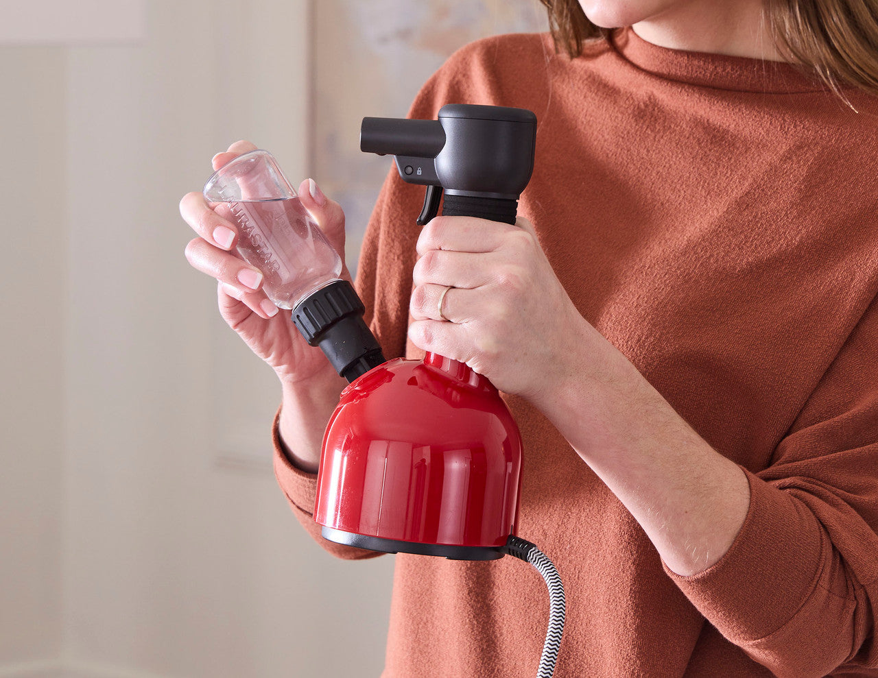 Laurastar IGGI Handheld Steamer Intense Red