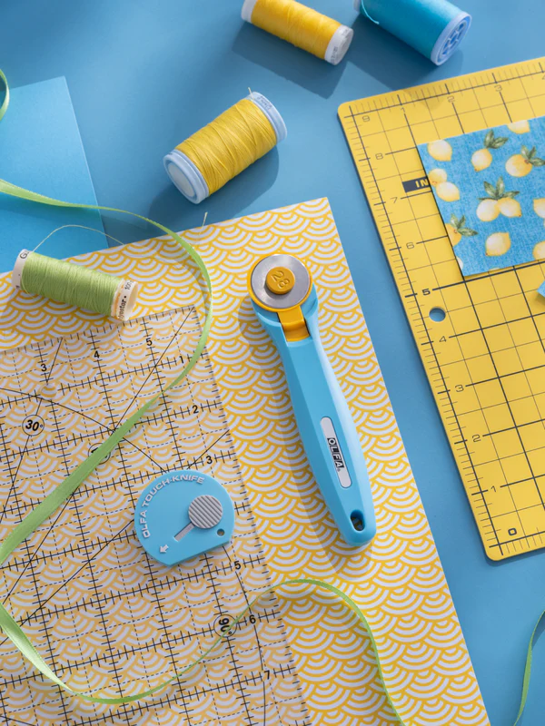 OLFA 28mm Quick Change Rotary Cutter with Touch Knife RTY-1CTK-AQA