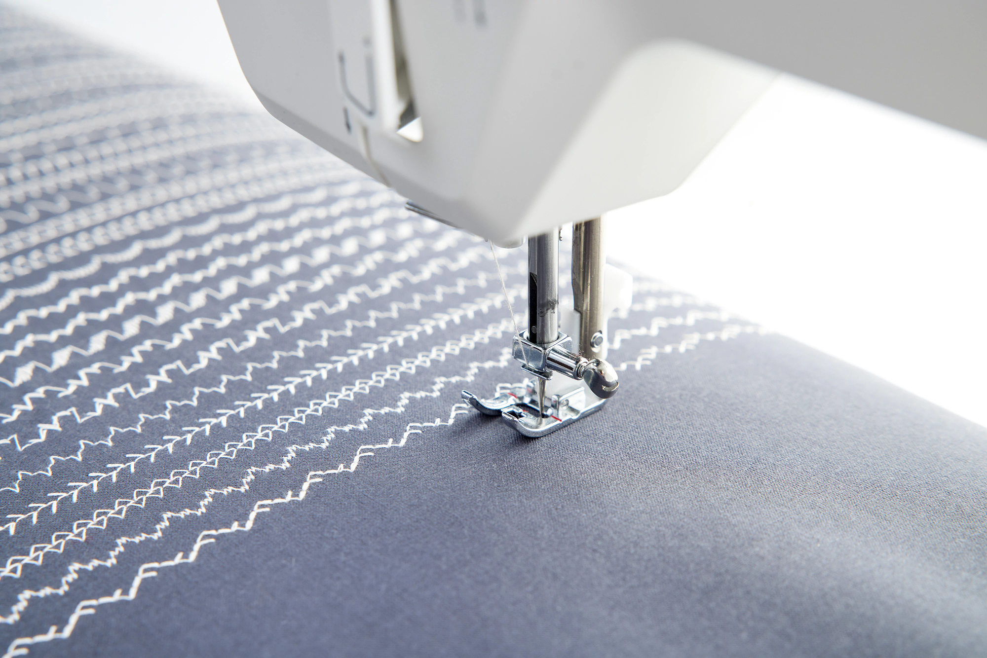 Husqvarna Viking Onyx 25 Sewing Machine for Sale at World Weidner