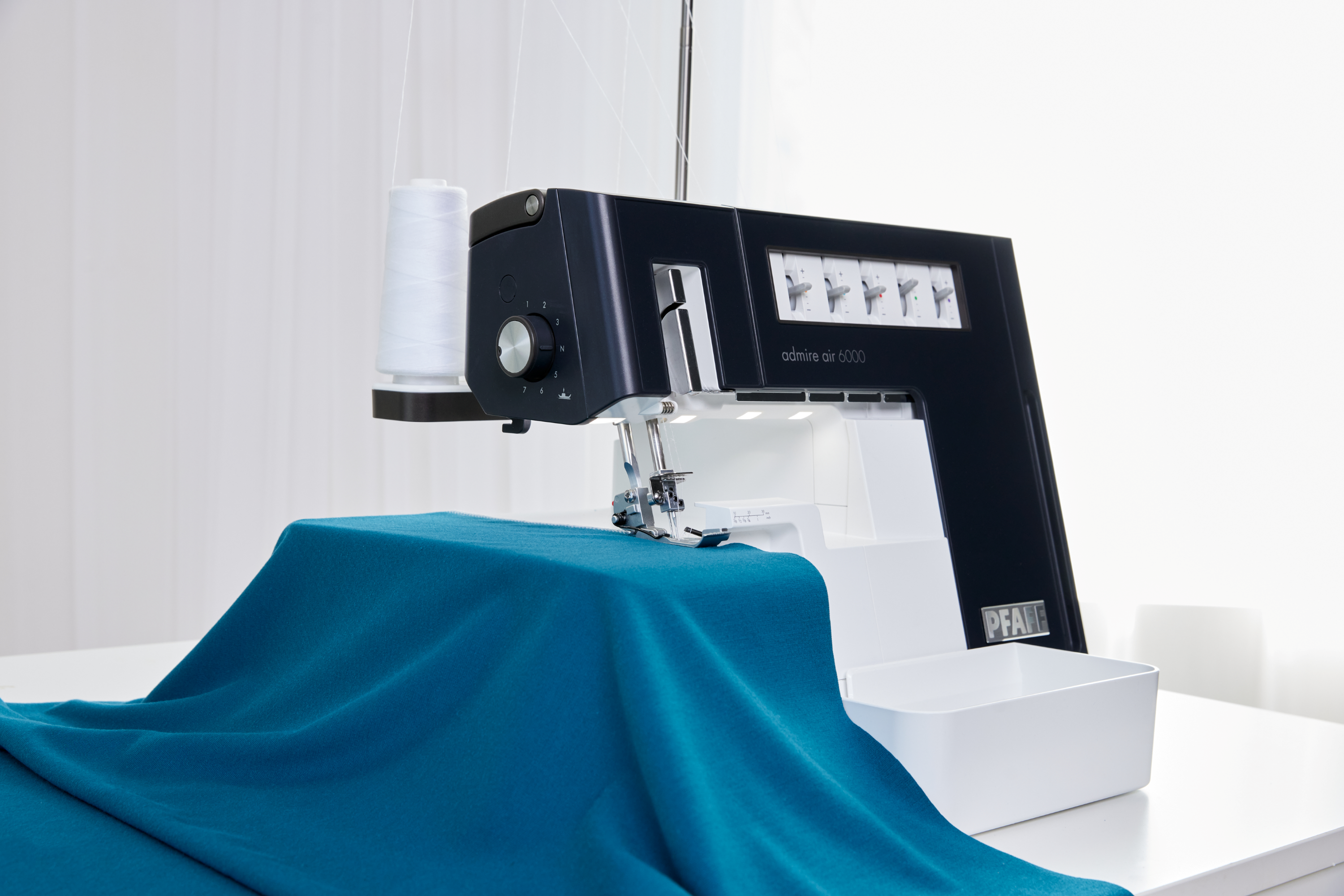 PFAFF admire air 6000 Air Threader CoverLock Serger Machine with Holiday Gift Package