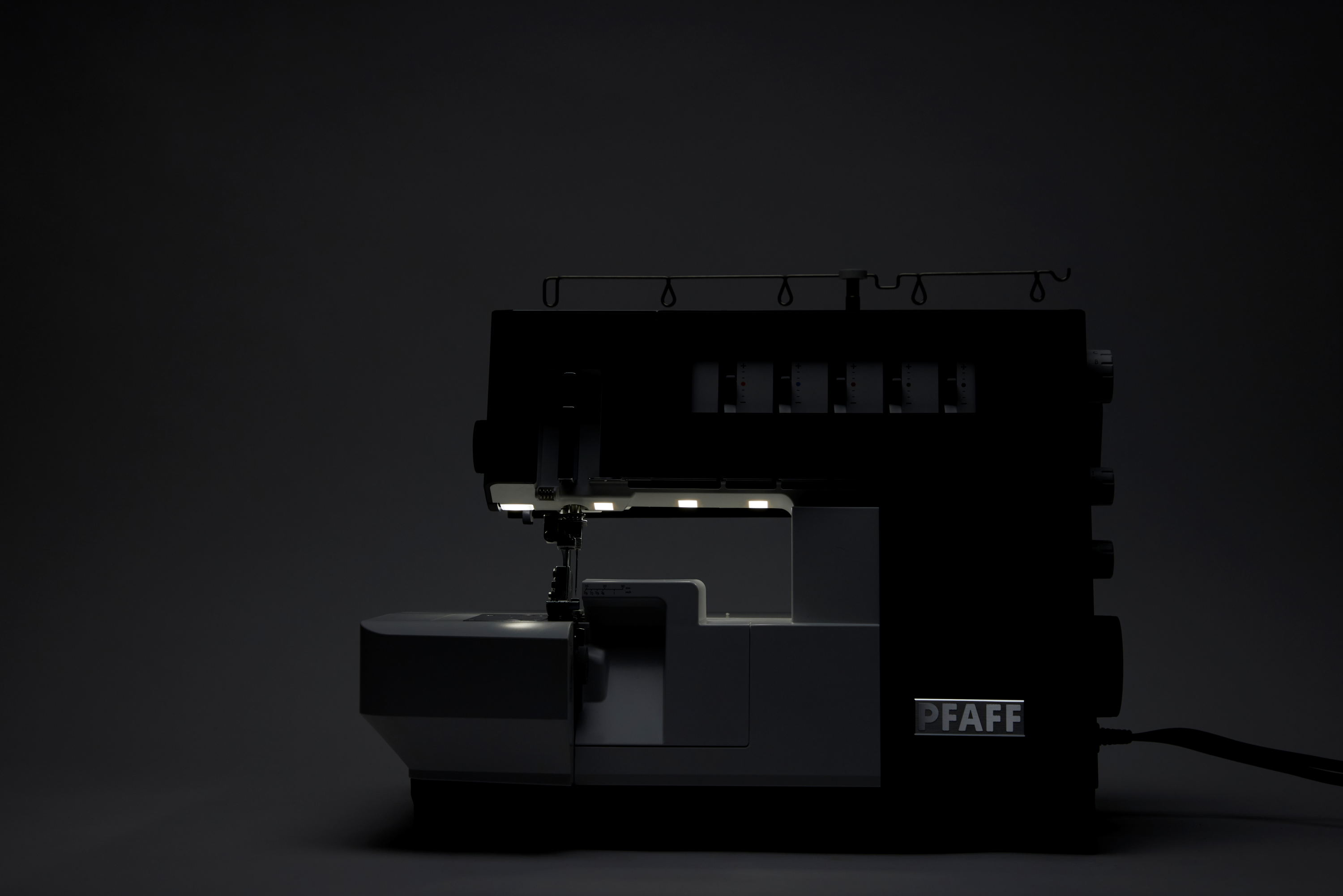 PFAFF admire air 6000 Air Threader CoverLock Serger Machine with Holiday Gift Package