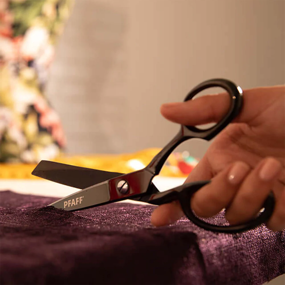 PFAFF 8" / 20.3cm Bent Trimmer Scissors 821295996 for Sale at World Weidner