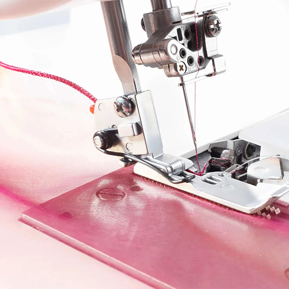 PFAFF Corded Wavy Edge Serger Foot 821443096