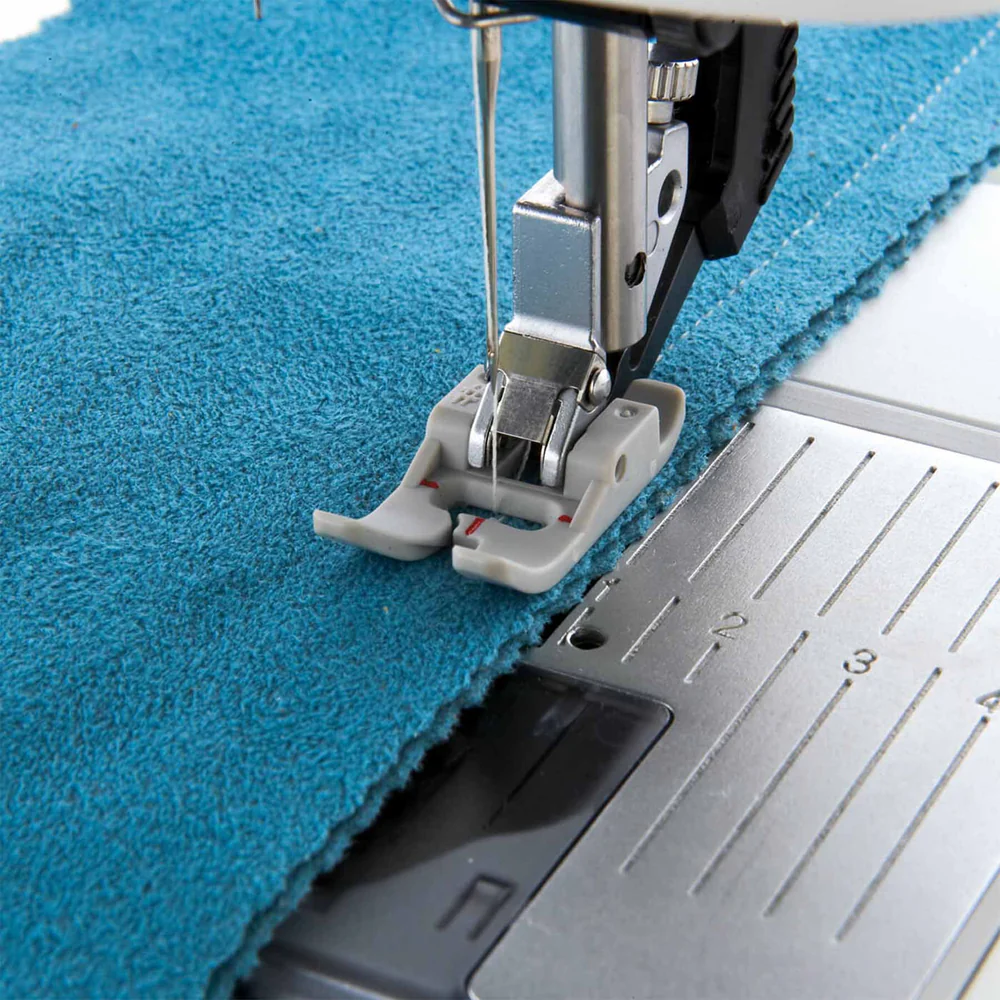 PFAFF Nonstick Foot for Groups B/C/D/E/F/G/J/K/L 820664096