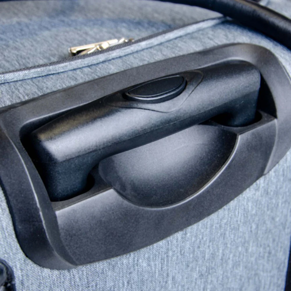 PFAFF admire air 7000 Luxe Collection Roller Bag 821279096