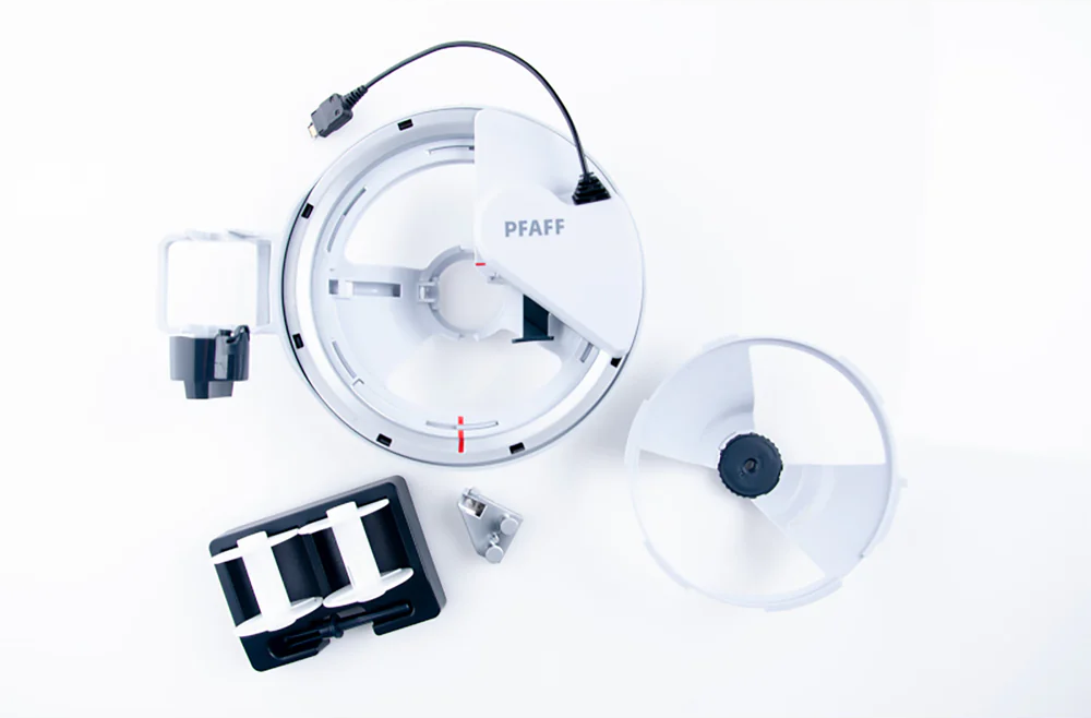 PFAFF creative icon 2 Embellishment Attachment 821461096