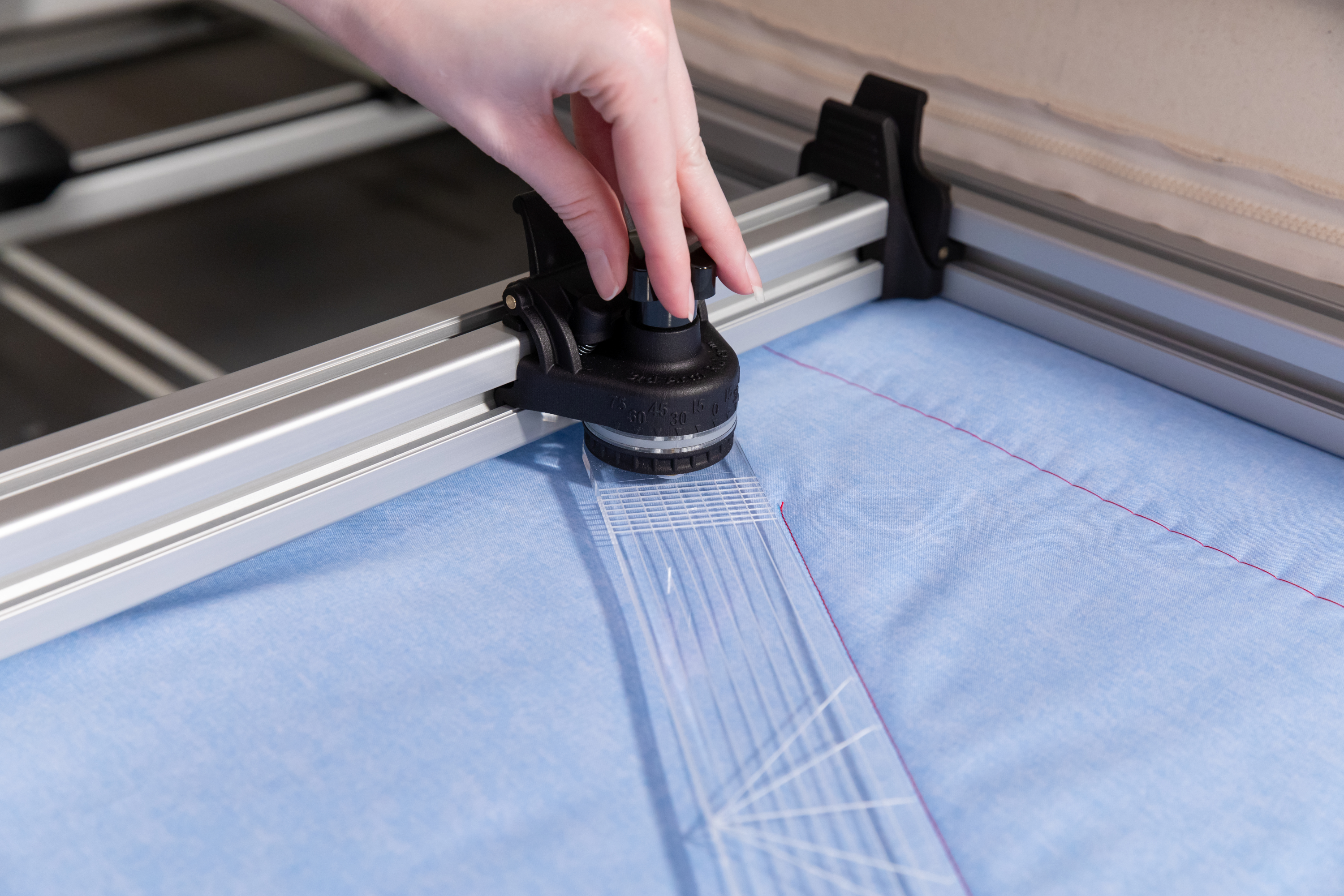 BERNINA Precision Ruler Guide PRO for Q Series PRO Frame