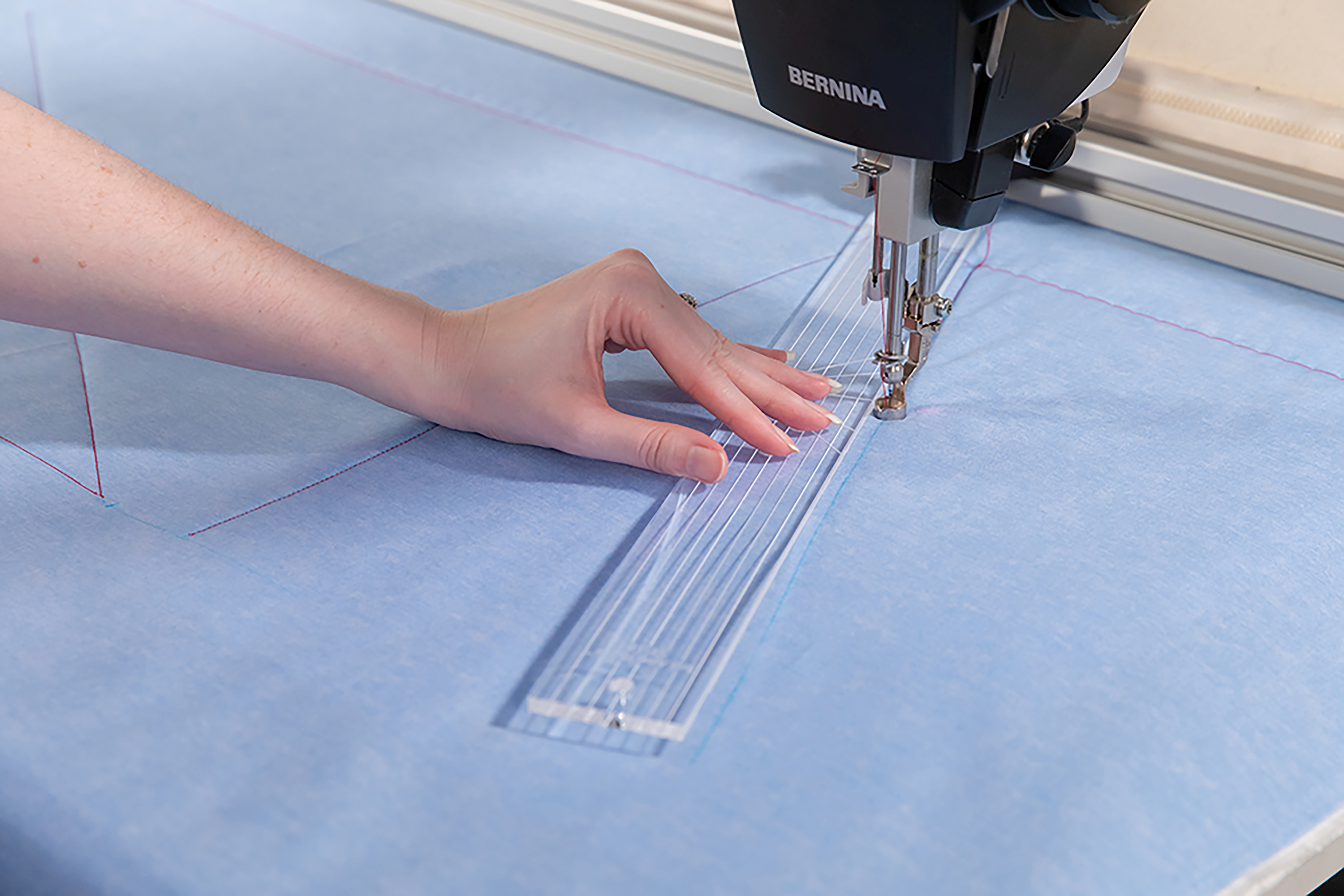 BERNINA Precision Ruler Guide PRO for Q Series PRO Frame