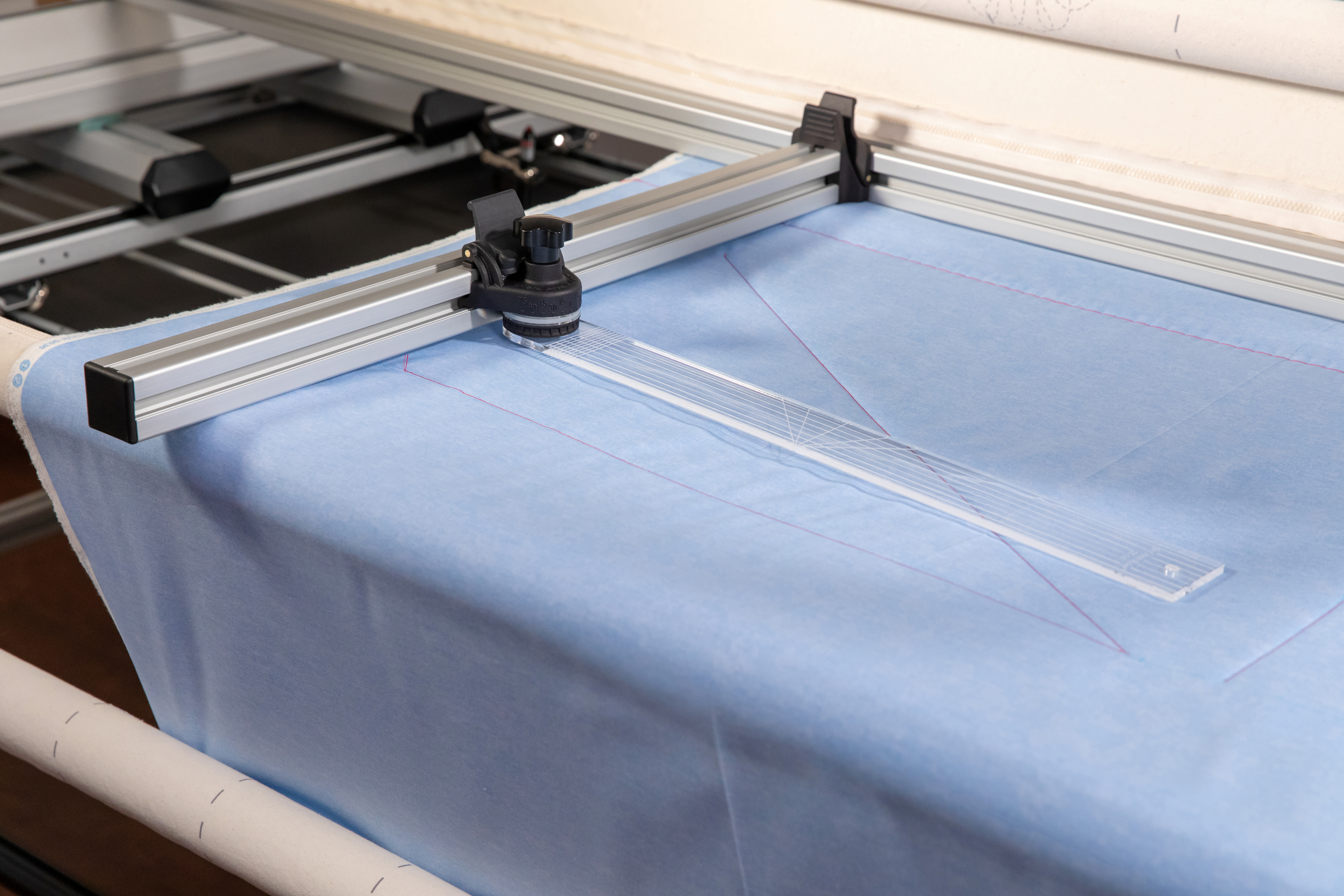 BERNINA Precision Ruler Guide PRO for Q Series PRO Frame